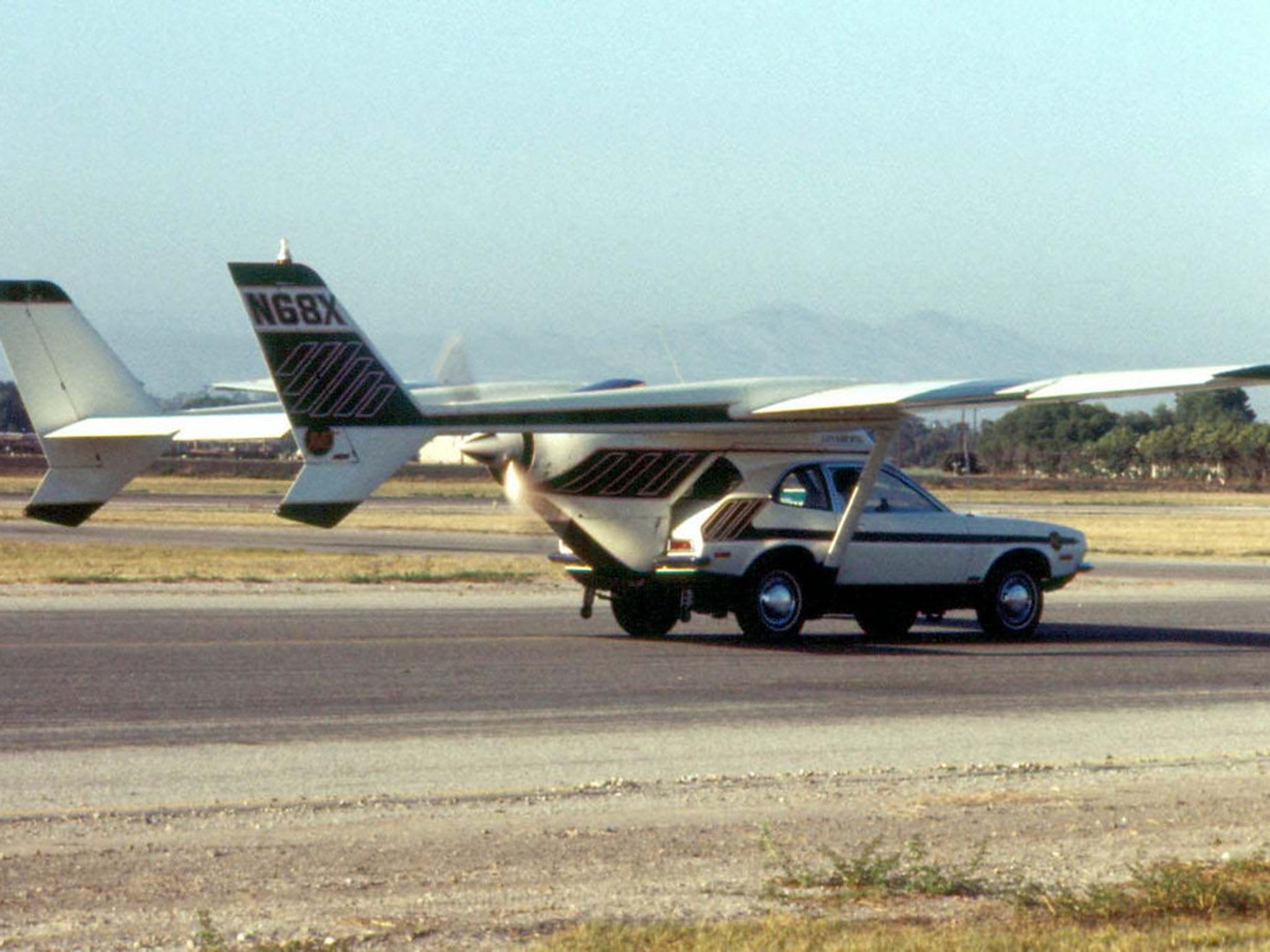 An AVE Mizar flying car on a runway in California, in August 1973. Photo: Doug Duncan