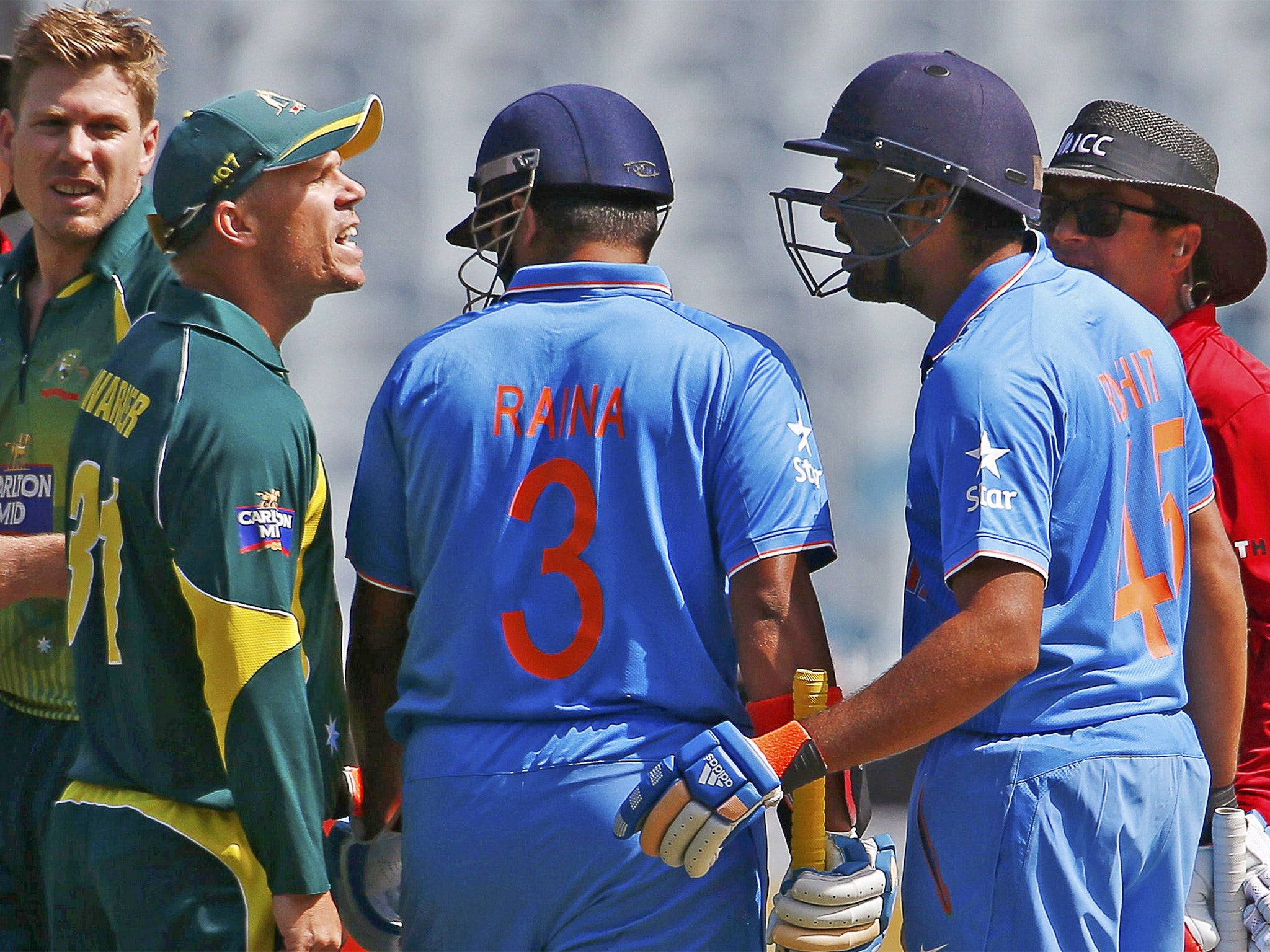 David Warner and Rohit Sharma's exchange at the Melbourne Cricket Ground on Sunday