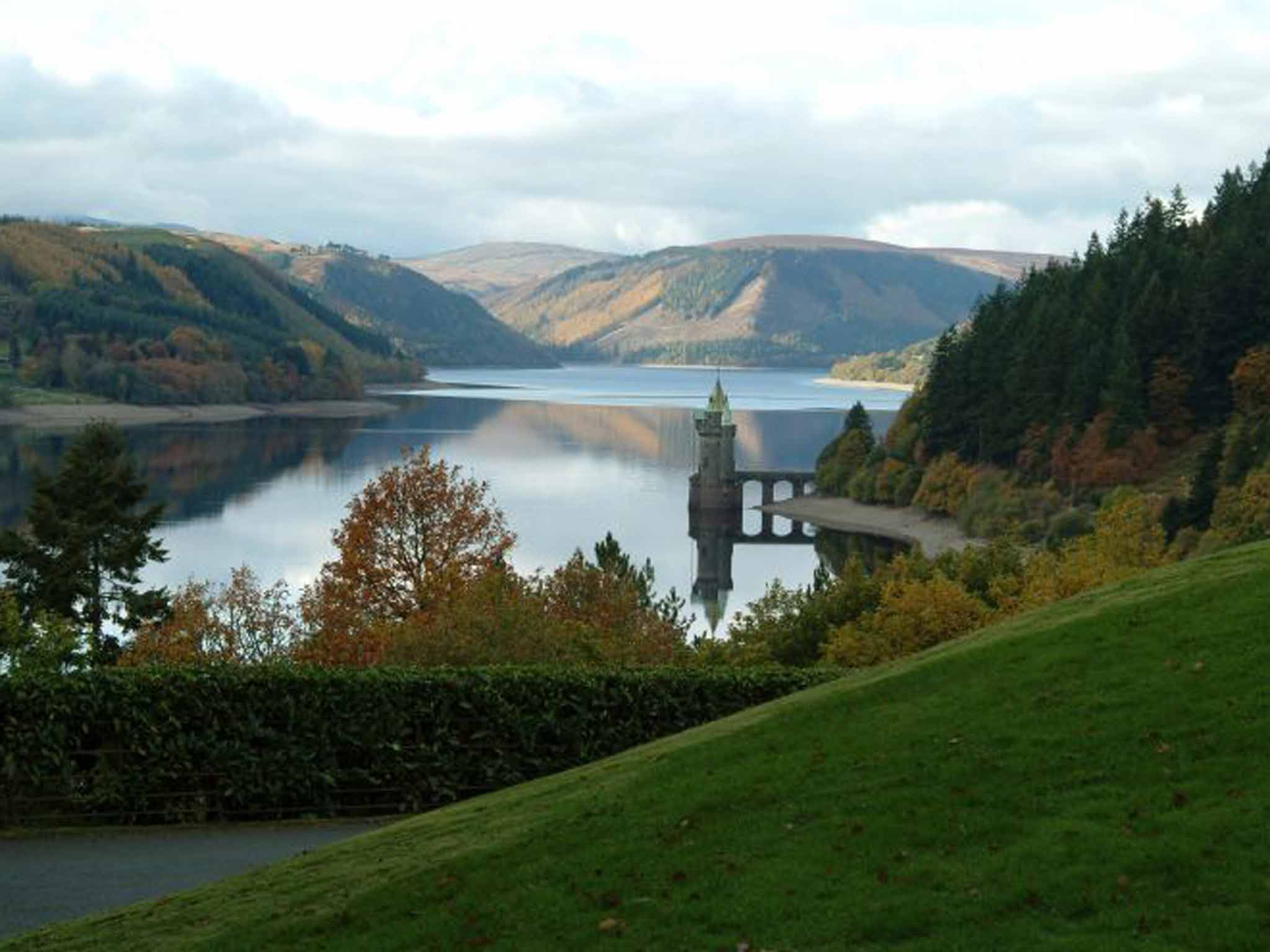 UK: £200, Lake Vyrnwy Hotel