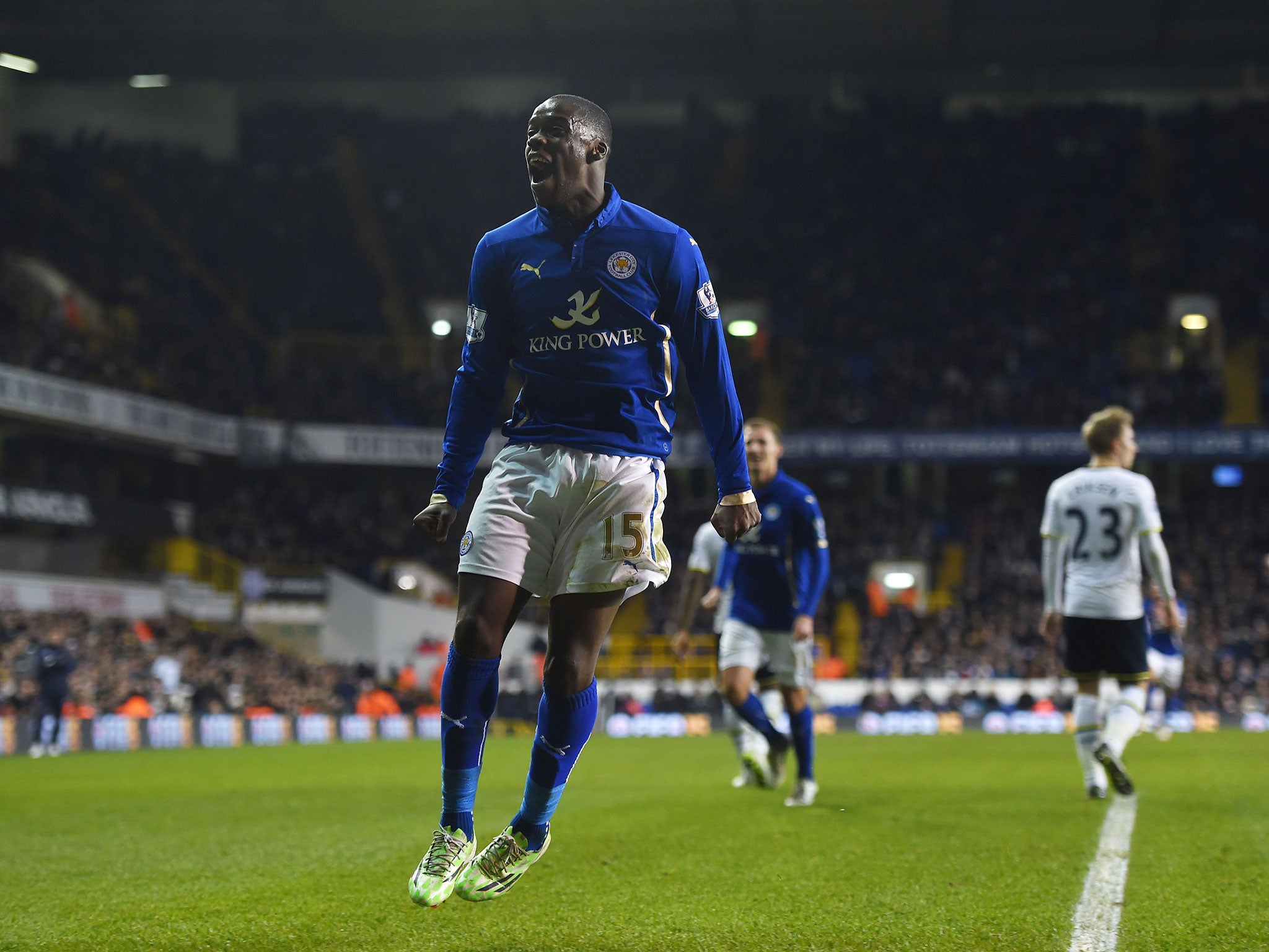 Jeffrey Schlupp celebrates his late winner against Spurs