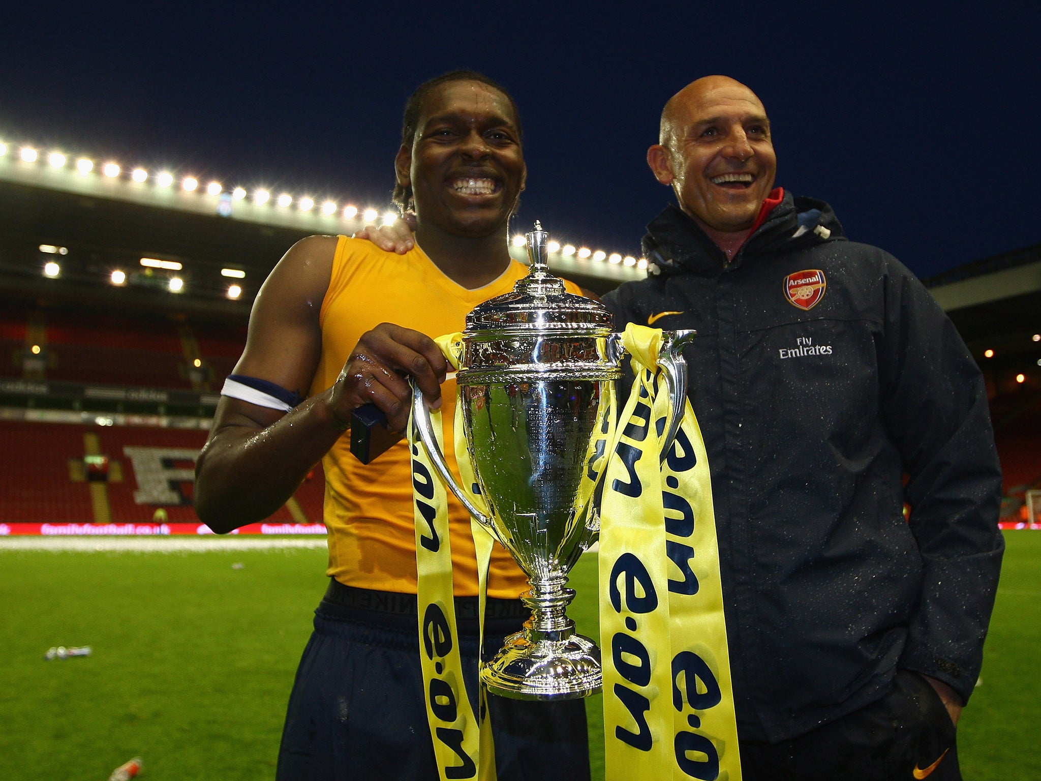 Jay Emmanuel-Thomas winning the FA Youth Cup with Arsenal in 2009