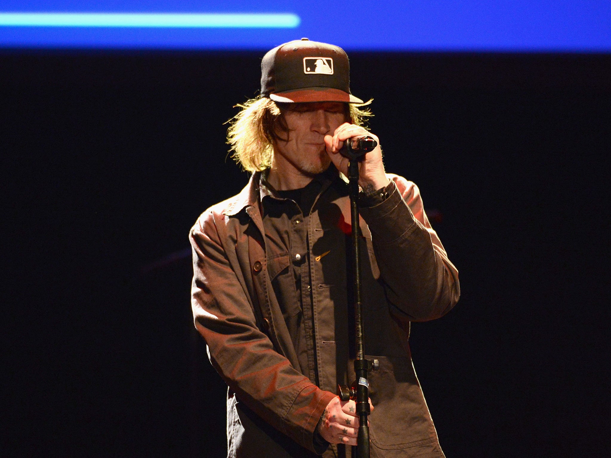 Mark Lanegan performing in Los Angeles in 2012