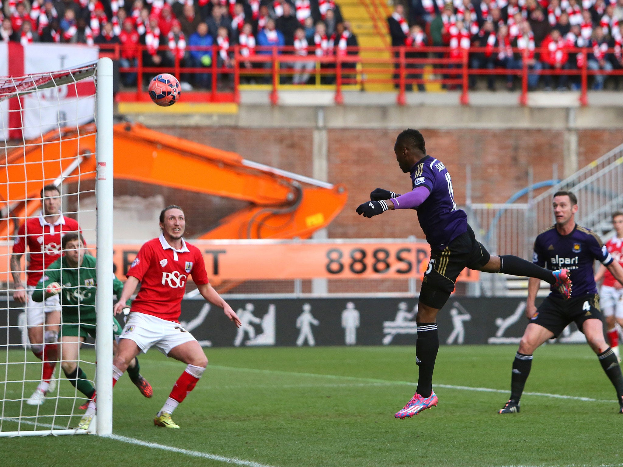 Sakho heads in the 80th-minute winner