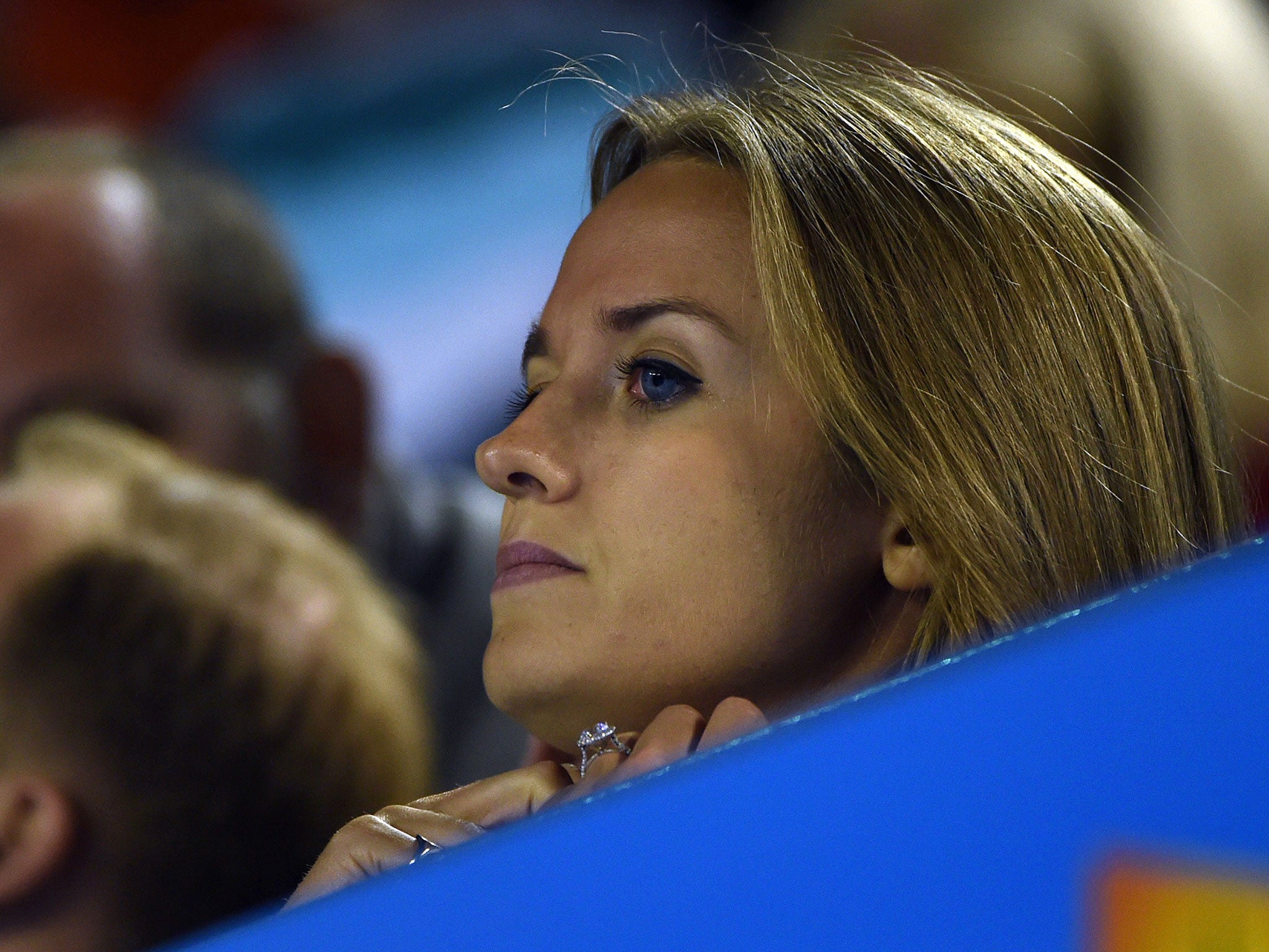 Kim Sears watches on as her fiancé Andy Murray takes on Nick Kyrgios