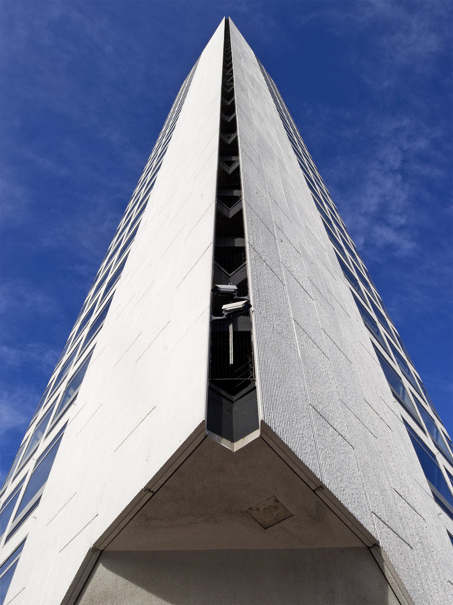 Alpha Tower, Birmingham: This 28-storey block was designed by George Marsh of Richard Seifert &amp; Partners and built in 1970-2