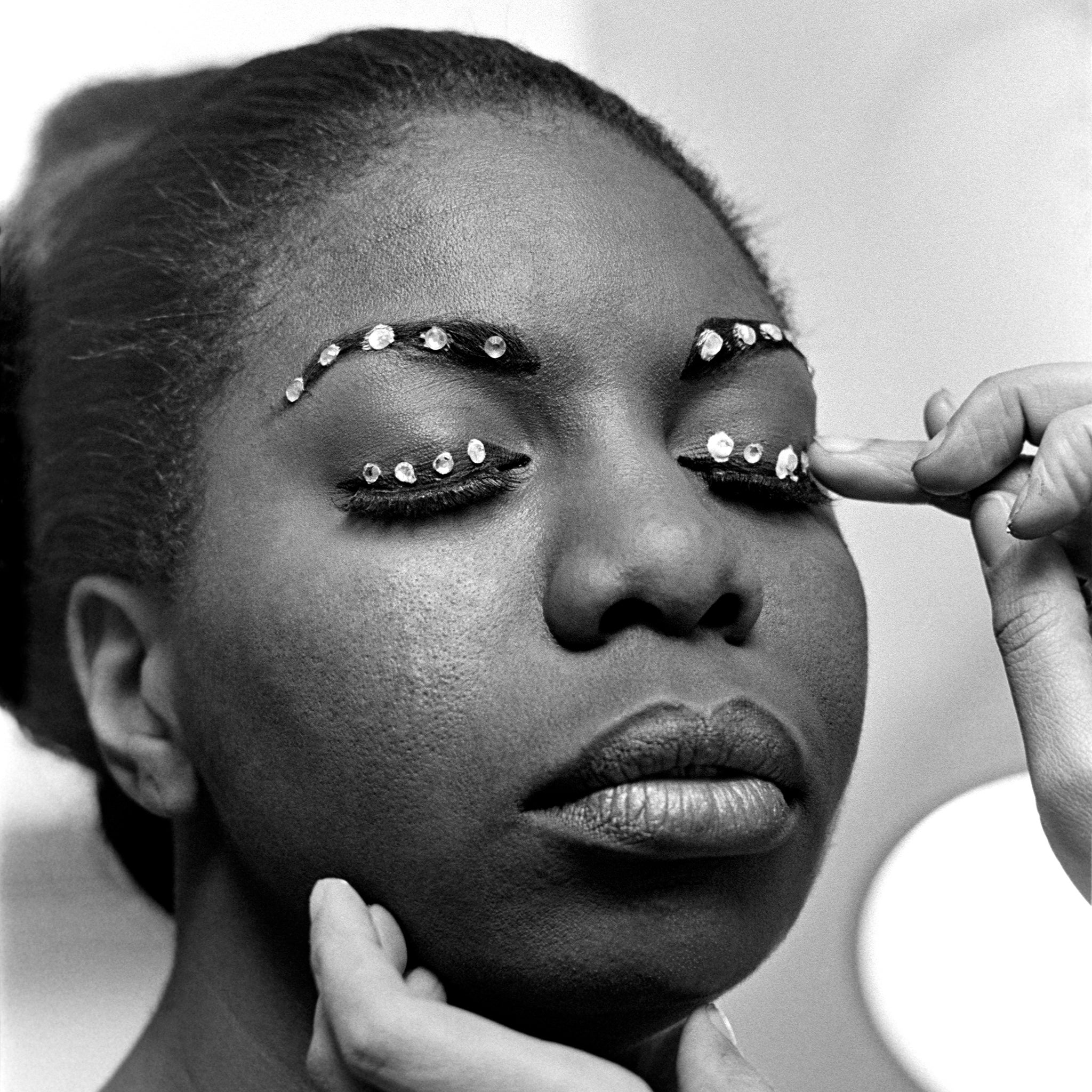 In What Happened, Miss Simone? we see audio interviews recorded over three decades in which Nina Simone discusses her life story