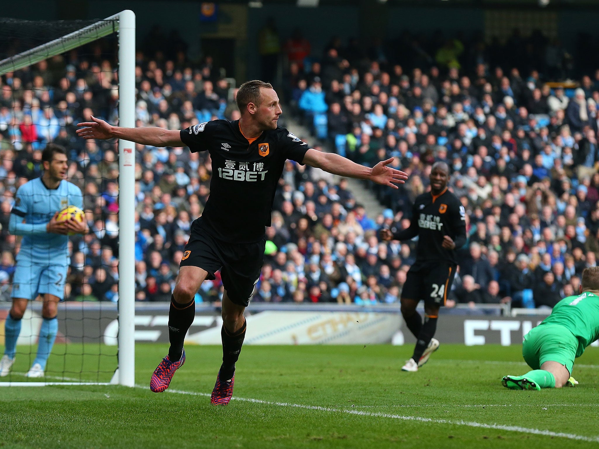 David Meylor scores to put Hull into the lead against Manchester City