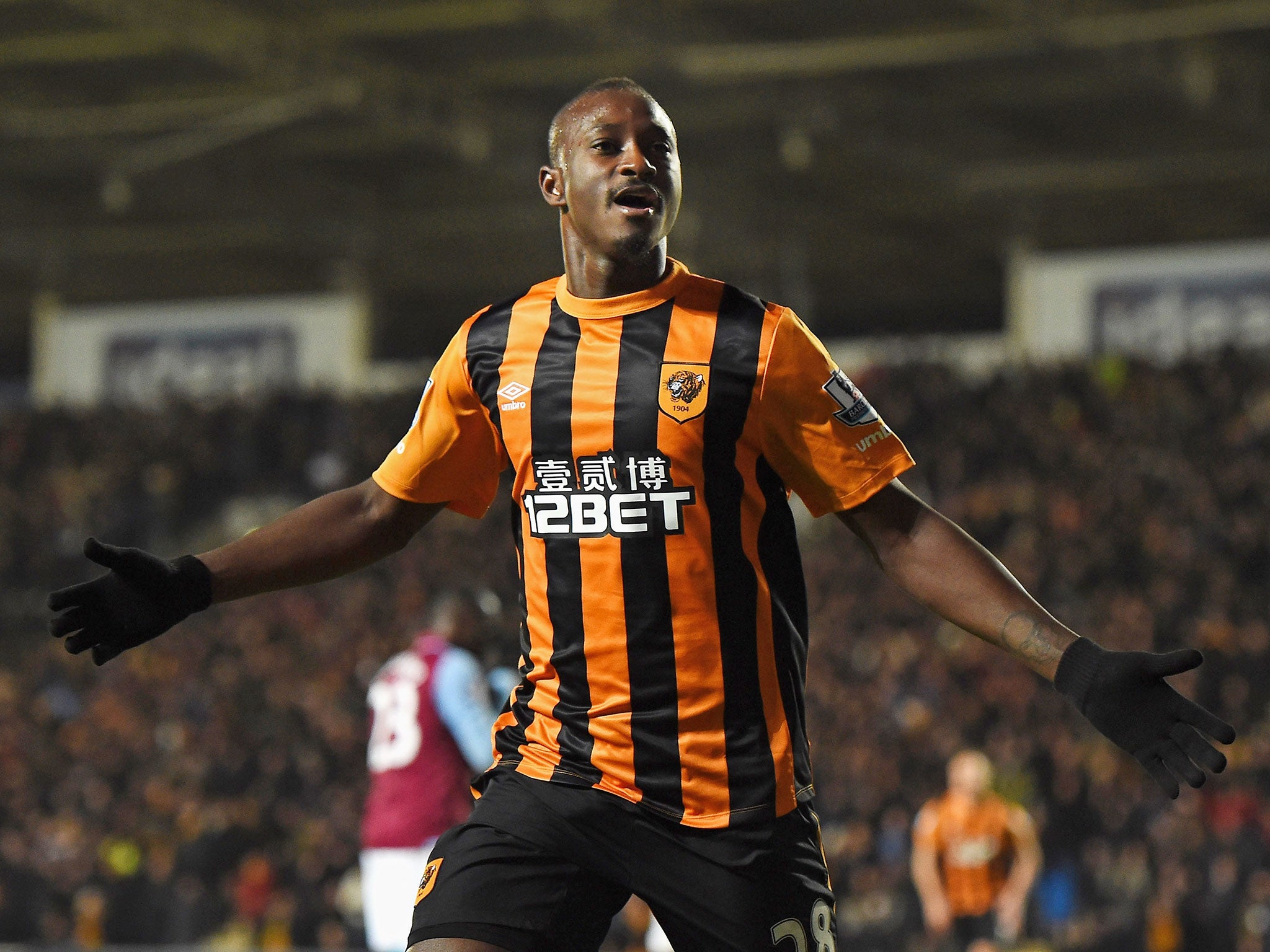 Dame N'Doye celebrates his goal for Hull (Getty)