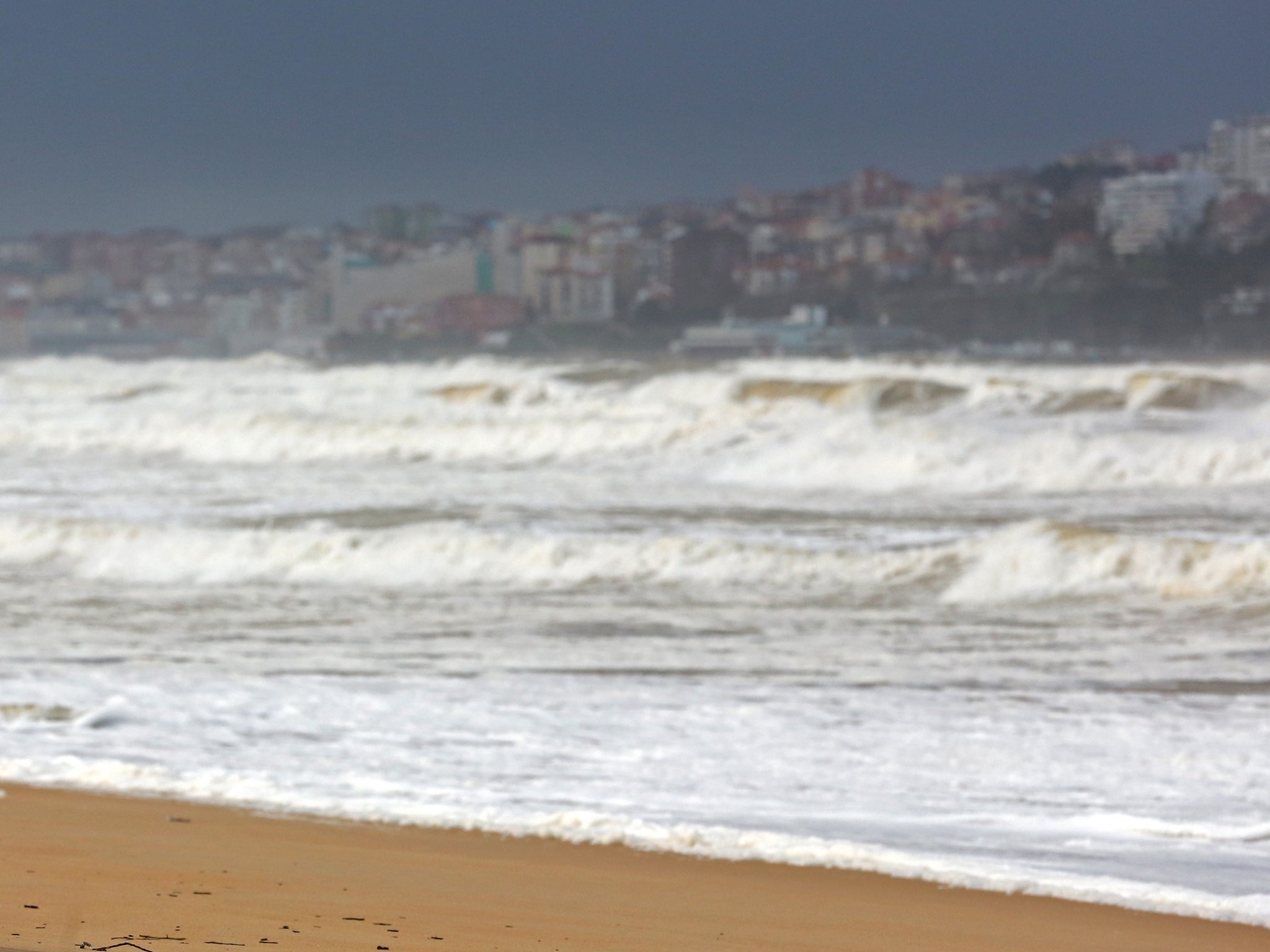 The high winds and heavy rain that struck the Cantabrian coast last week have washed away huge amounts of sand