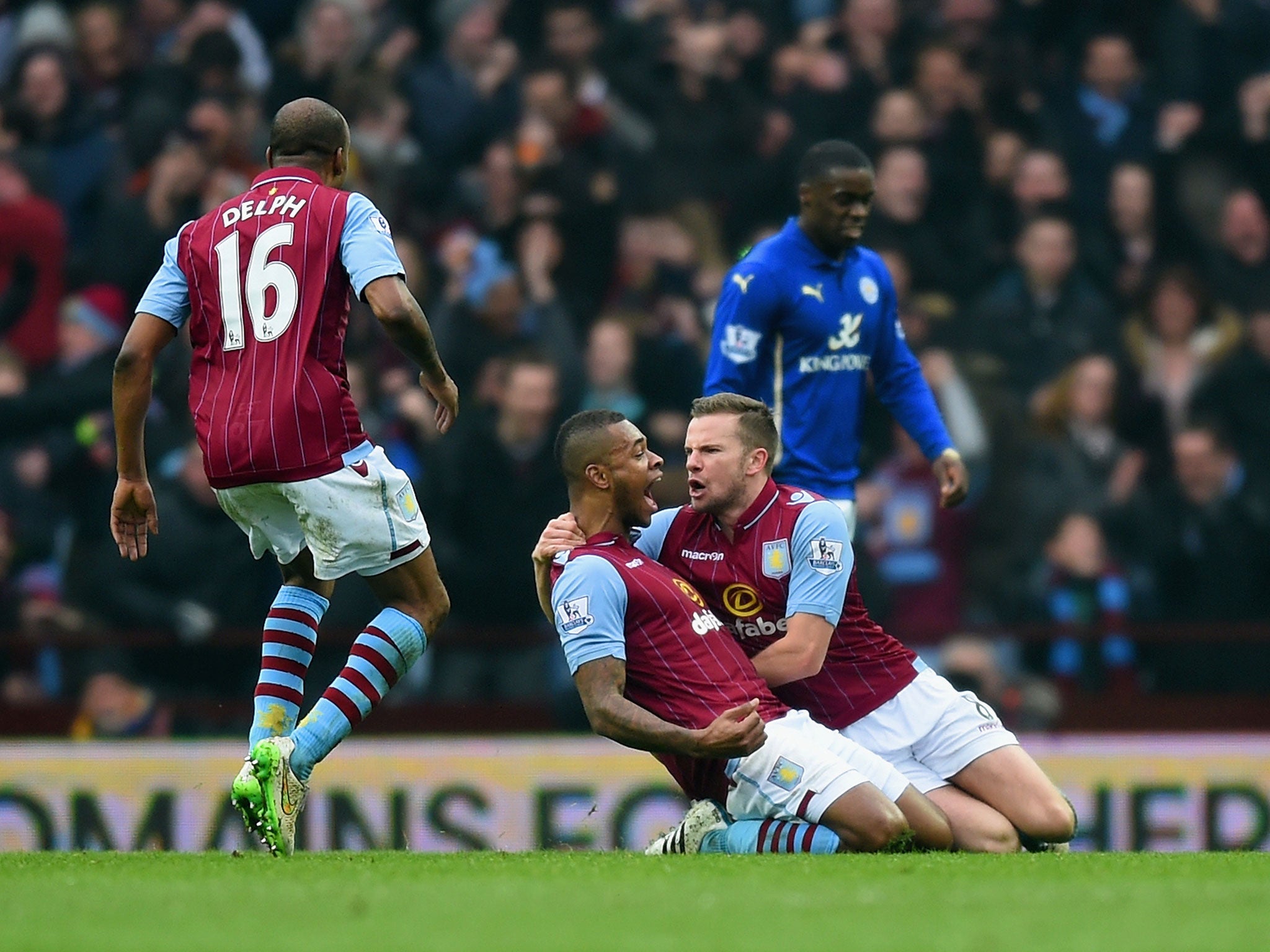 Leandro Bacuna's beautiful curling strike put Villa in front