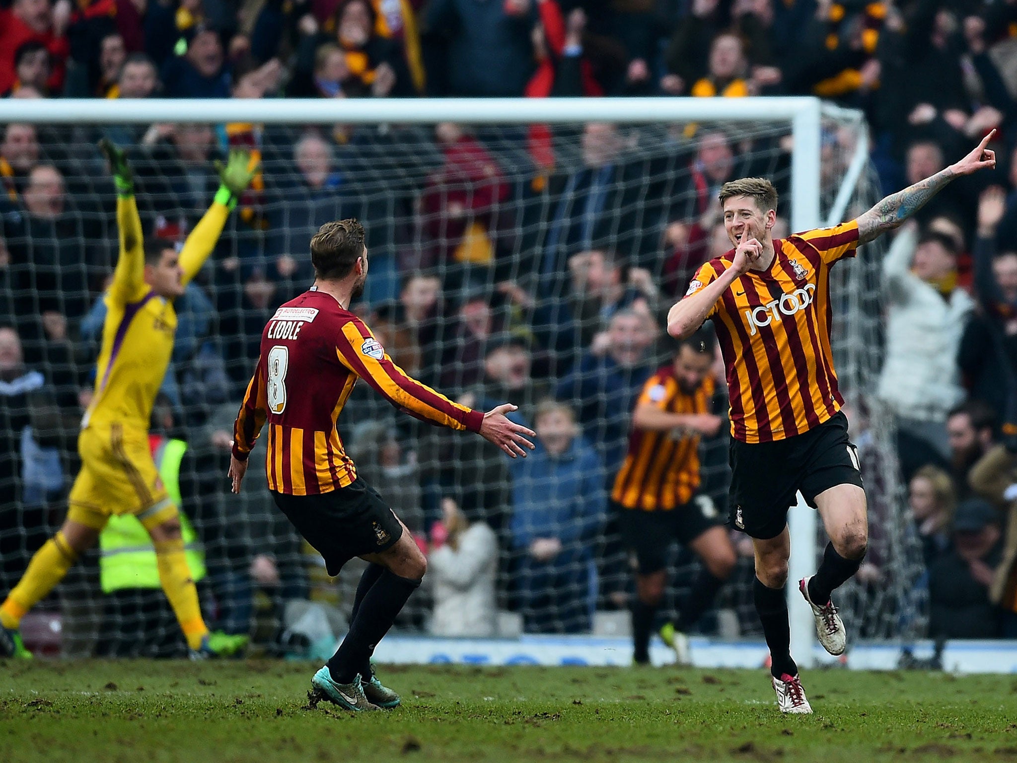 Jon Stead celebrates scoring Bradford's second goal