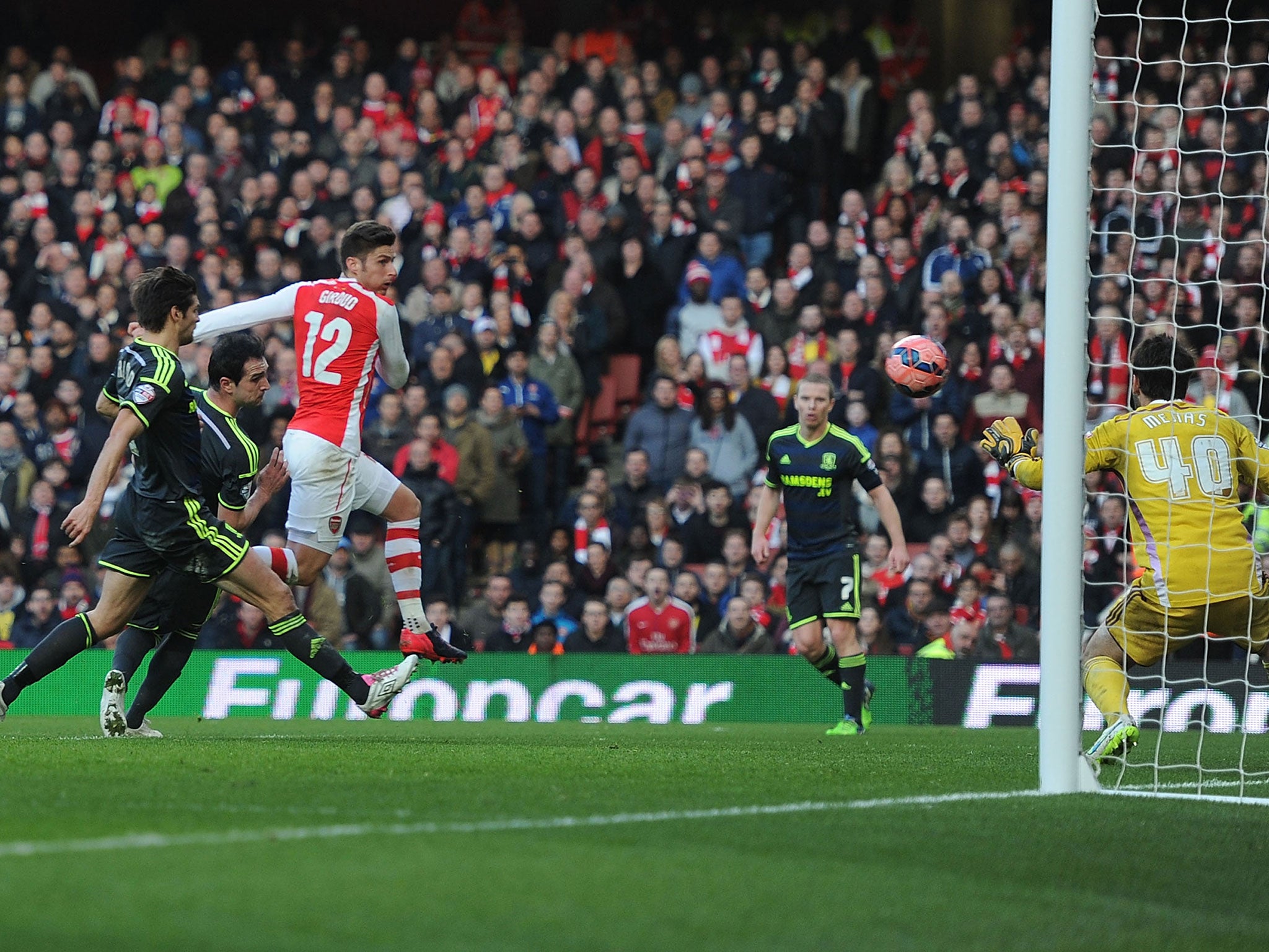 Olivier Giroud makes it 2-0