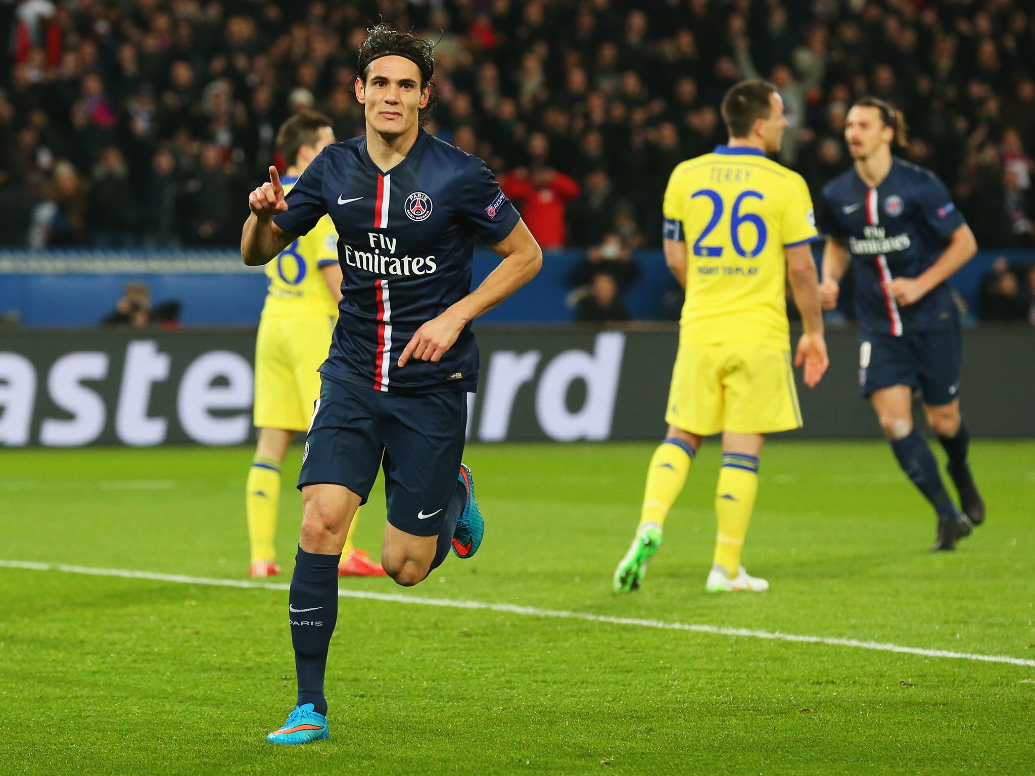 Edinson Cavani celebrates the equaliser