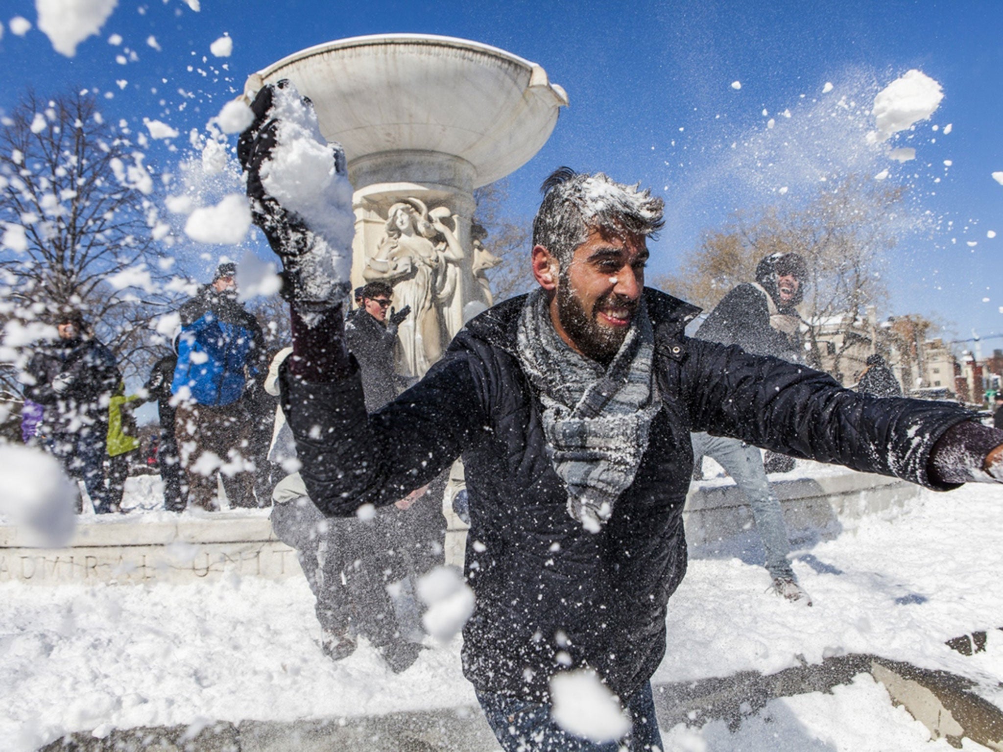 The snowball fight lasted a total for one hour