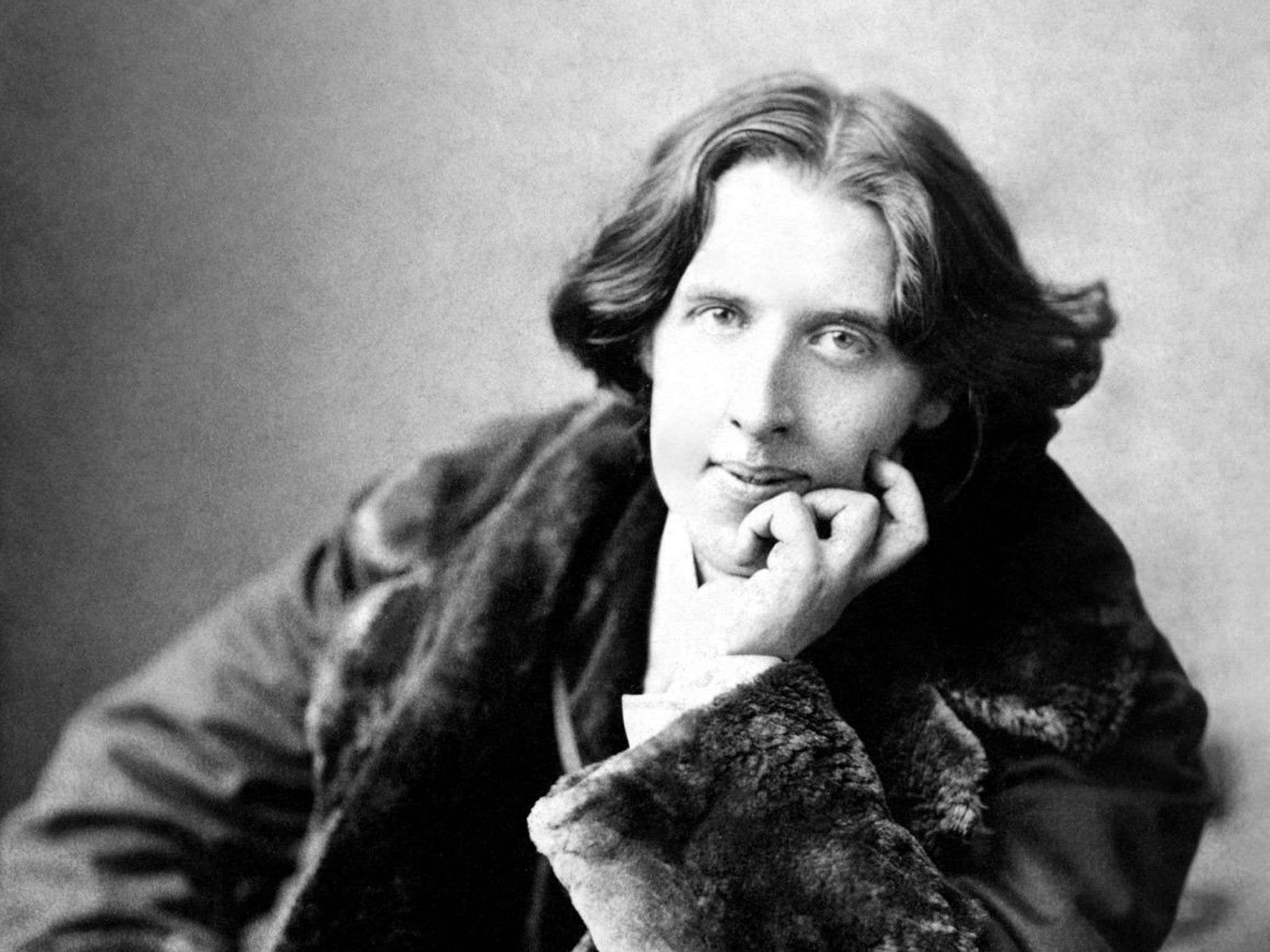 Dandy in New York: Wilde on his 1882 US tour, photographed by Napoleon Sarony