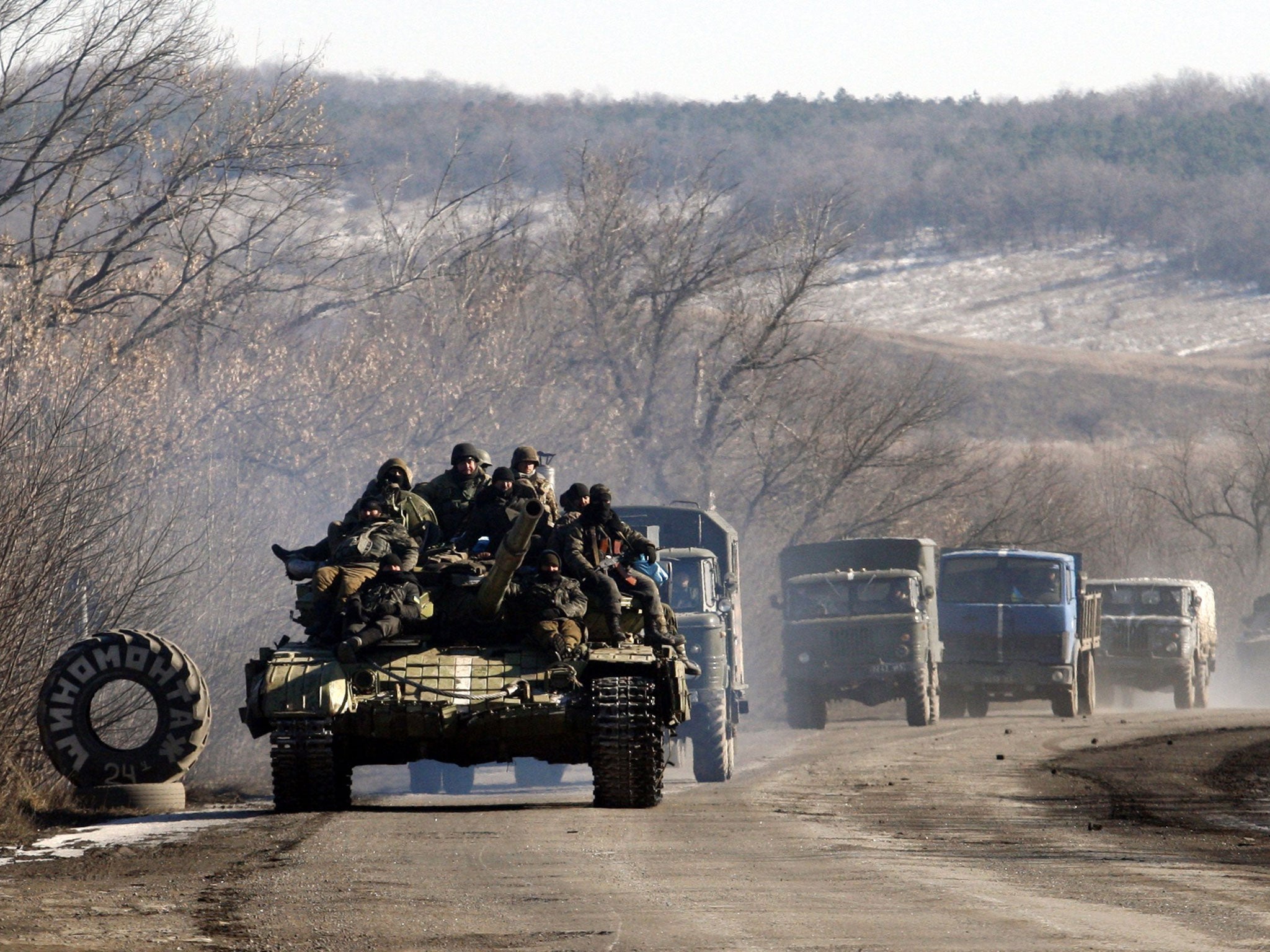 Ukrainian troops arrive near Artemivsk after leaving the town of Debaltseve (Getty Images)