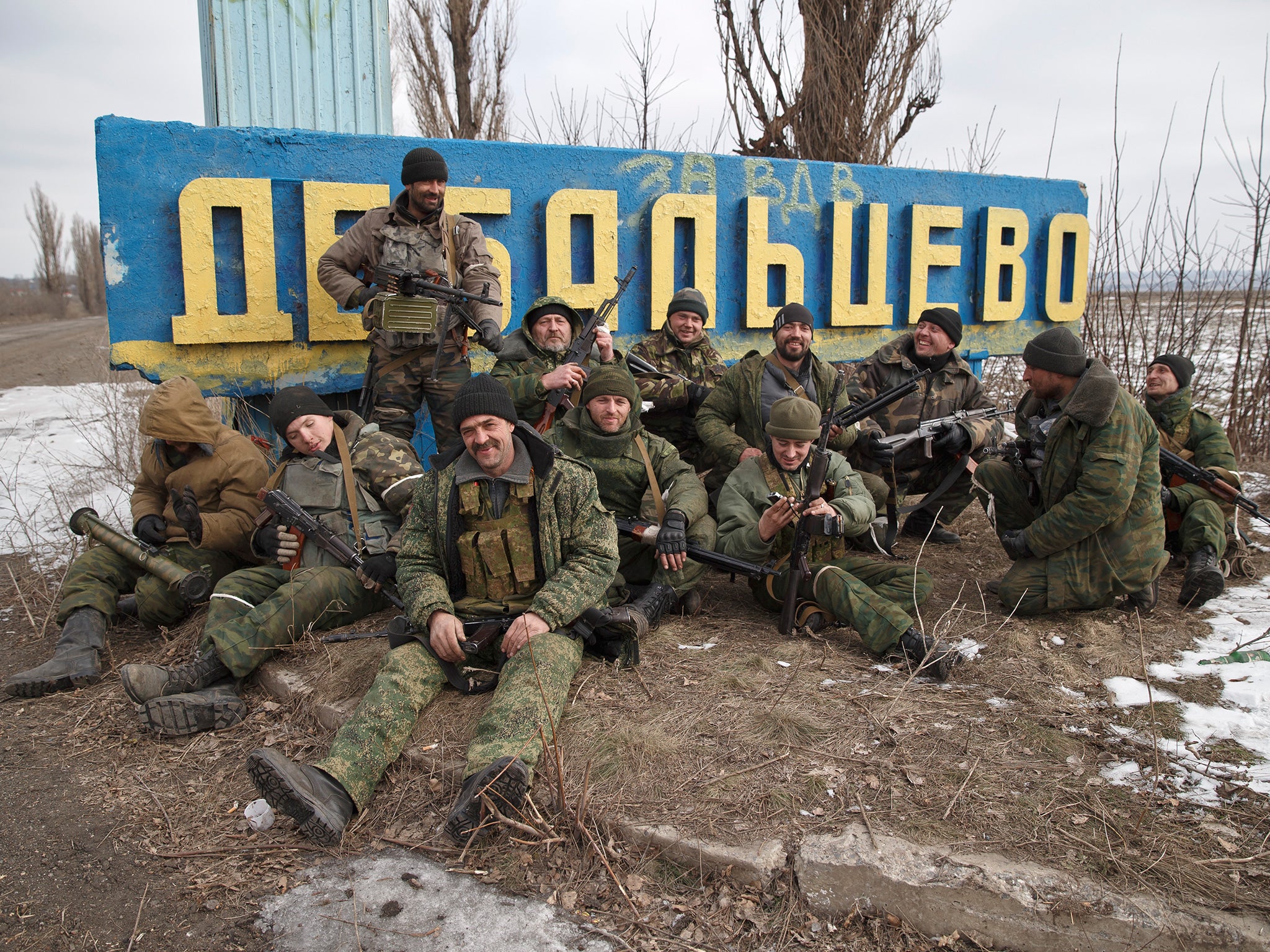 Russia-backed rebels at the entrance in Debaltseve