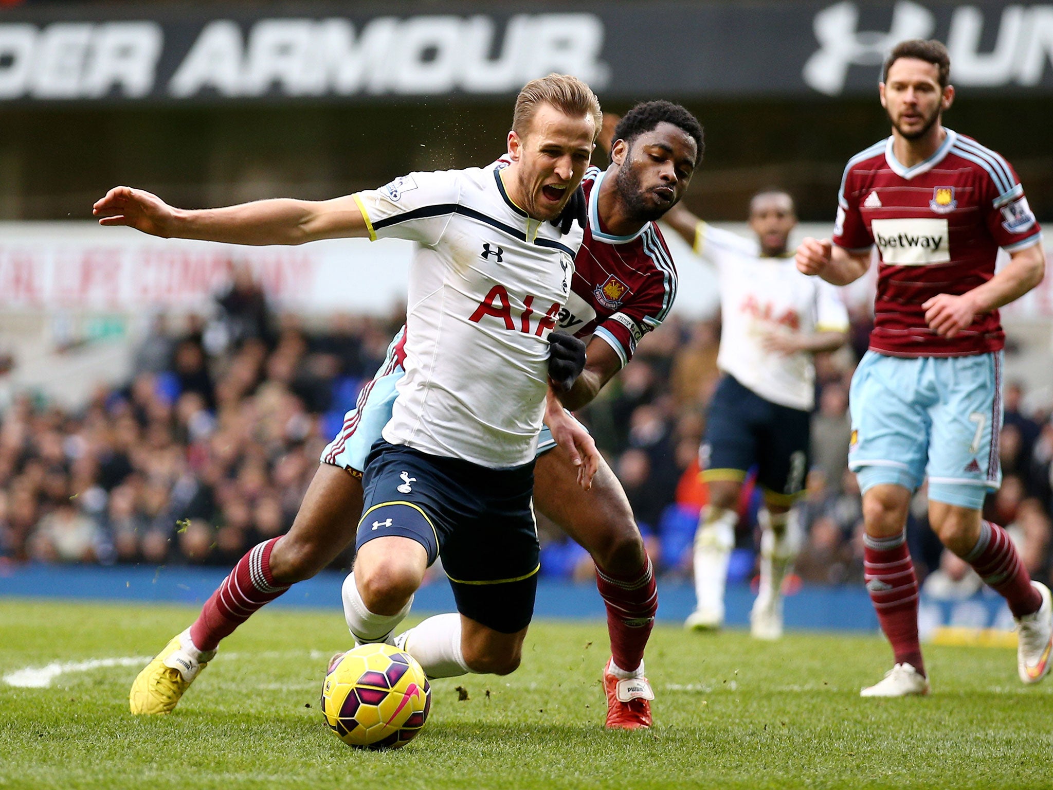 Harry Kane wins a crucial late penalty