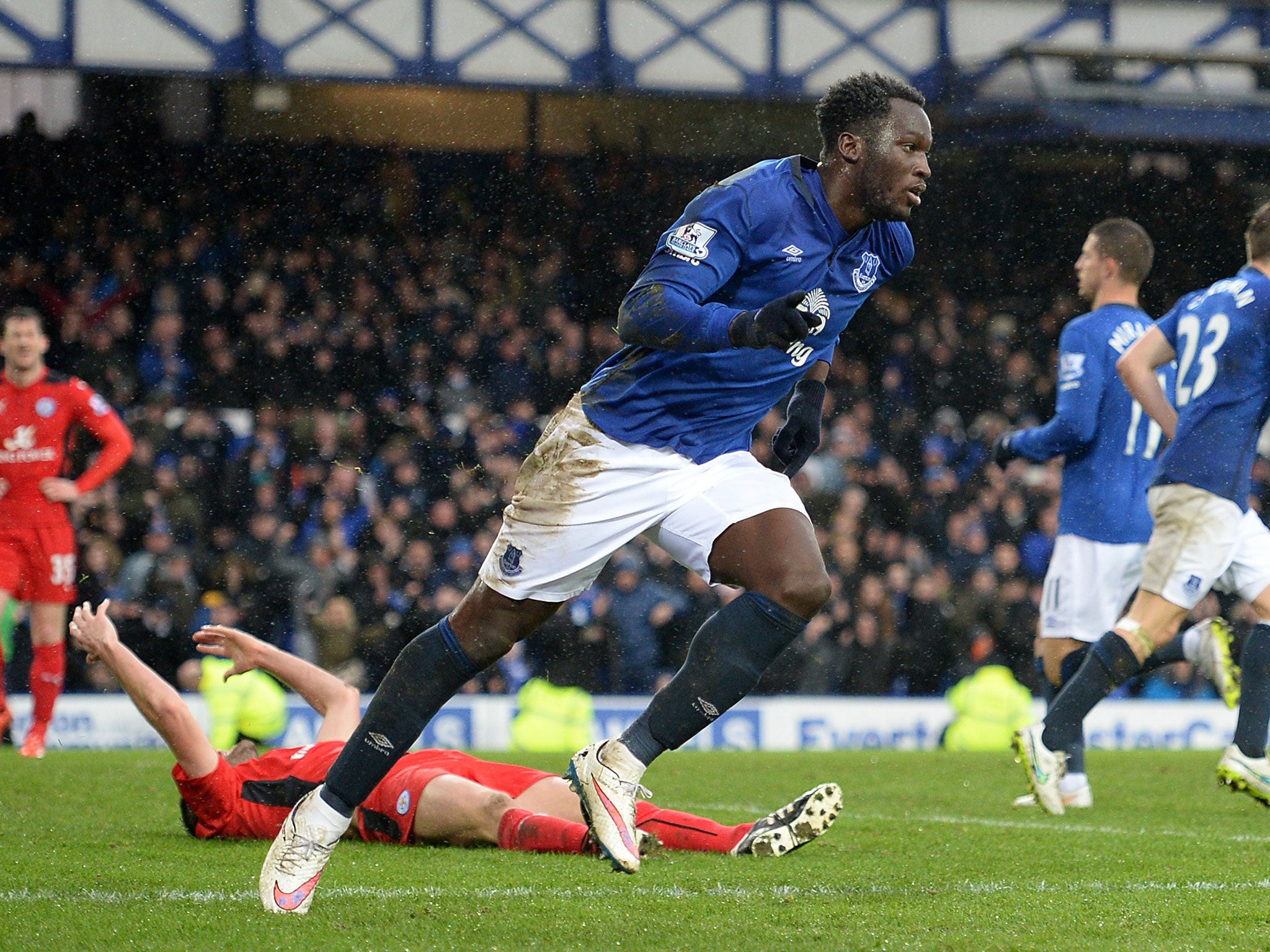 Romelu Lukaku celebrates after his header goes in Matthew Upson