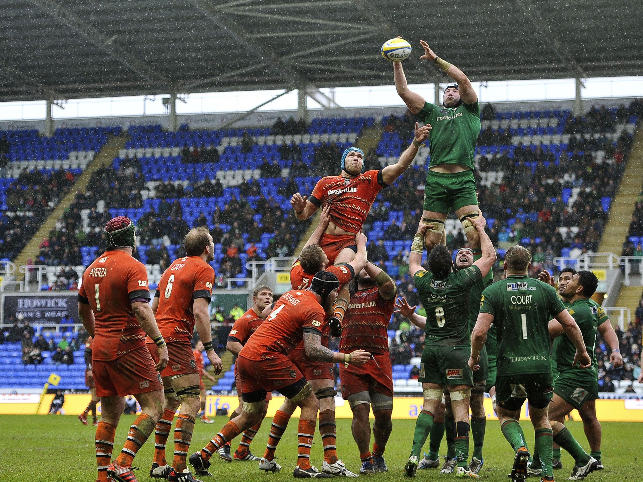 George Skivington wins a line-out ball for London Irish