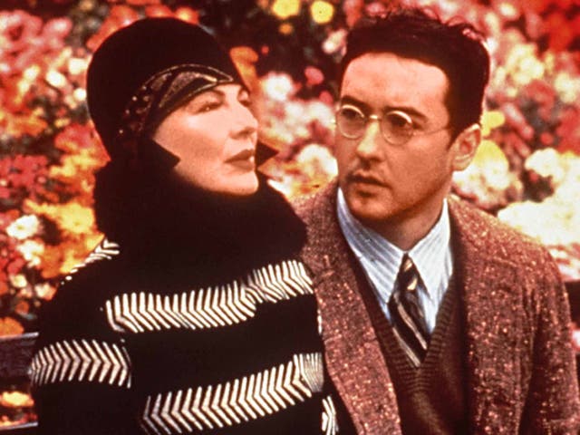 'Birdman', starring Michael Keaton bears an uncanny
resemblance to Woody Allen's comic masterpiece 'Bullets Over Broadway' 