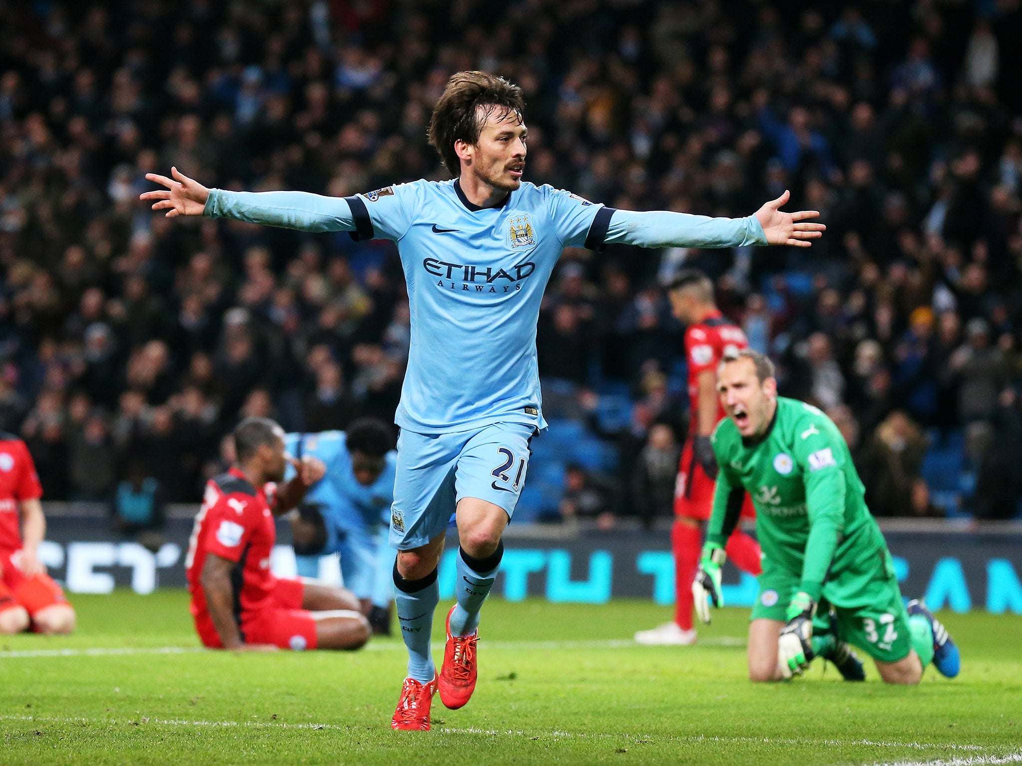 David Silva celebrates his goal