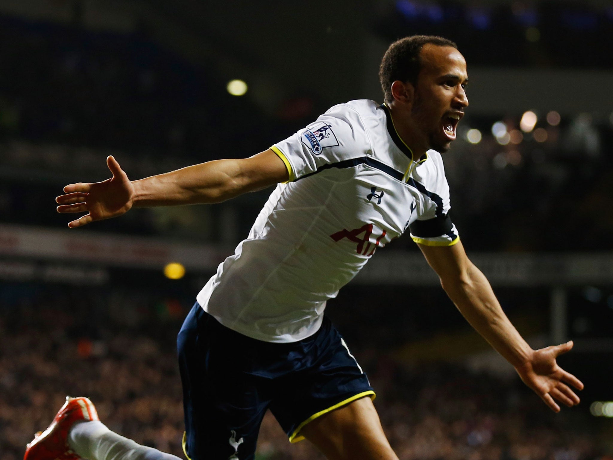 Andros Townsend celebrates scoring Spurs' third