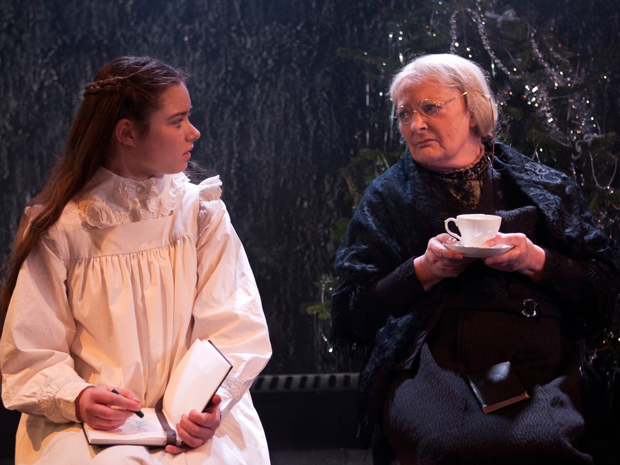 June Watson and Millie Thew in ‘The Father’