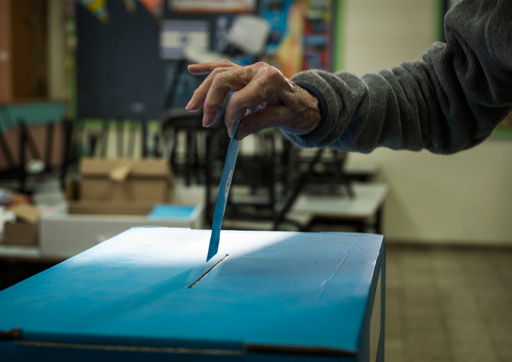 Israeli's vote on elections day for the 20th Knesset on March 17, 2015 in Tel-aviv, Israel