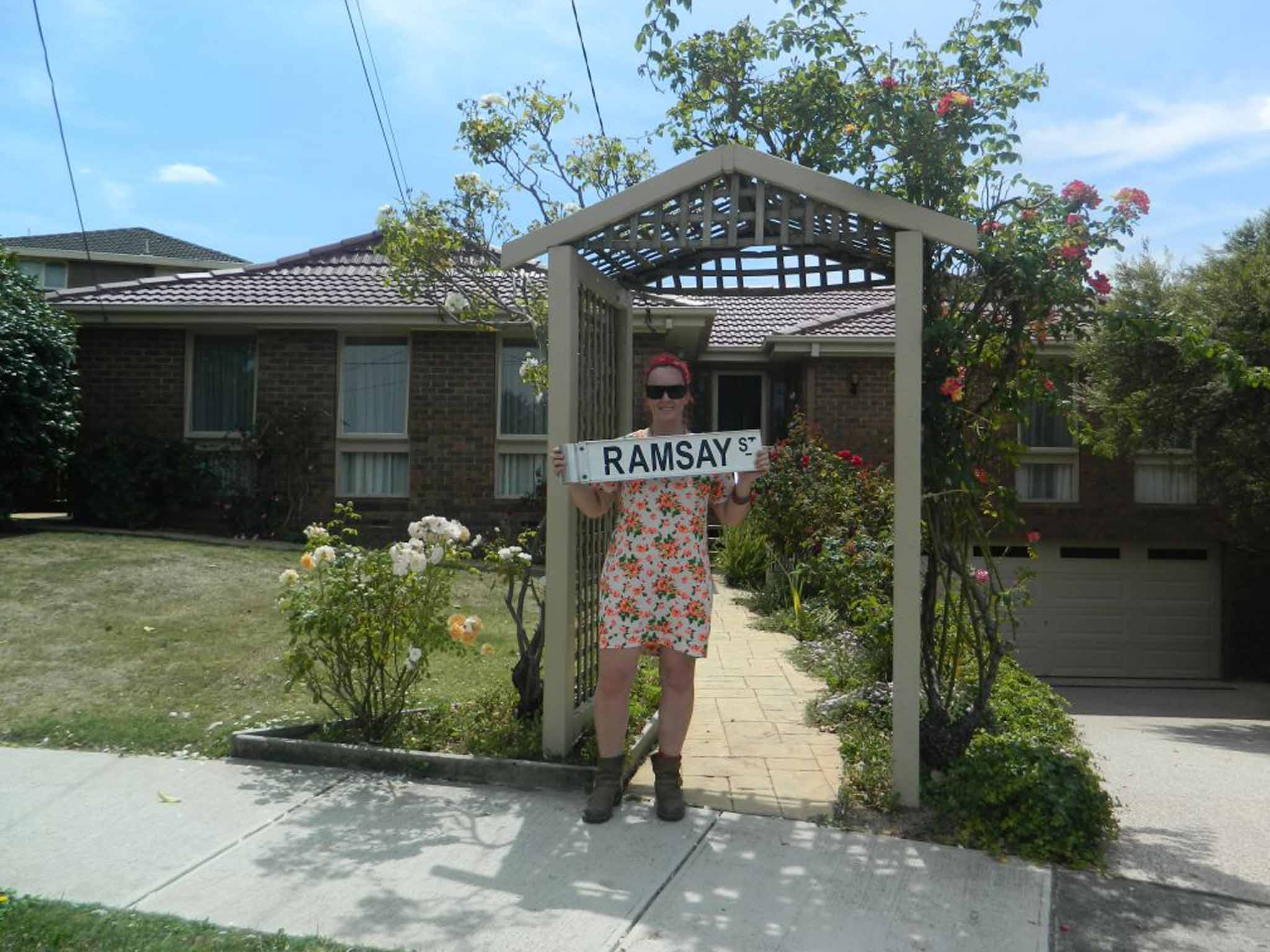 Tamara Hinson on set