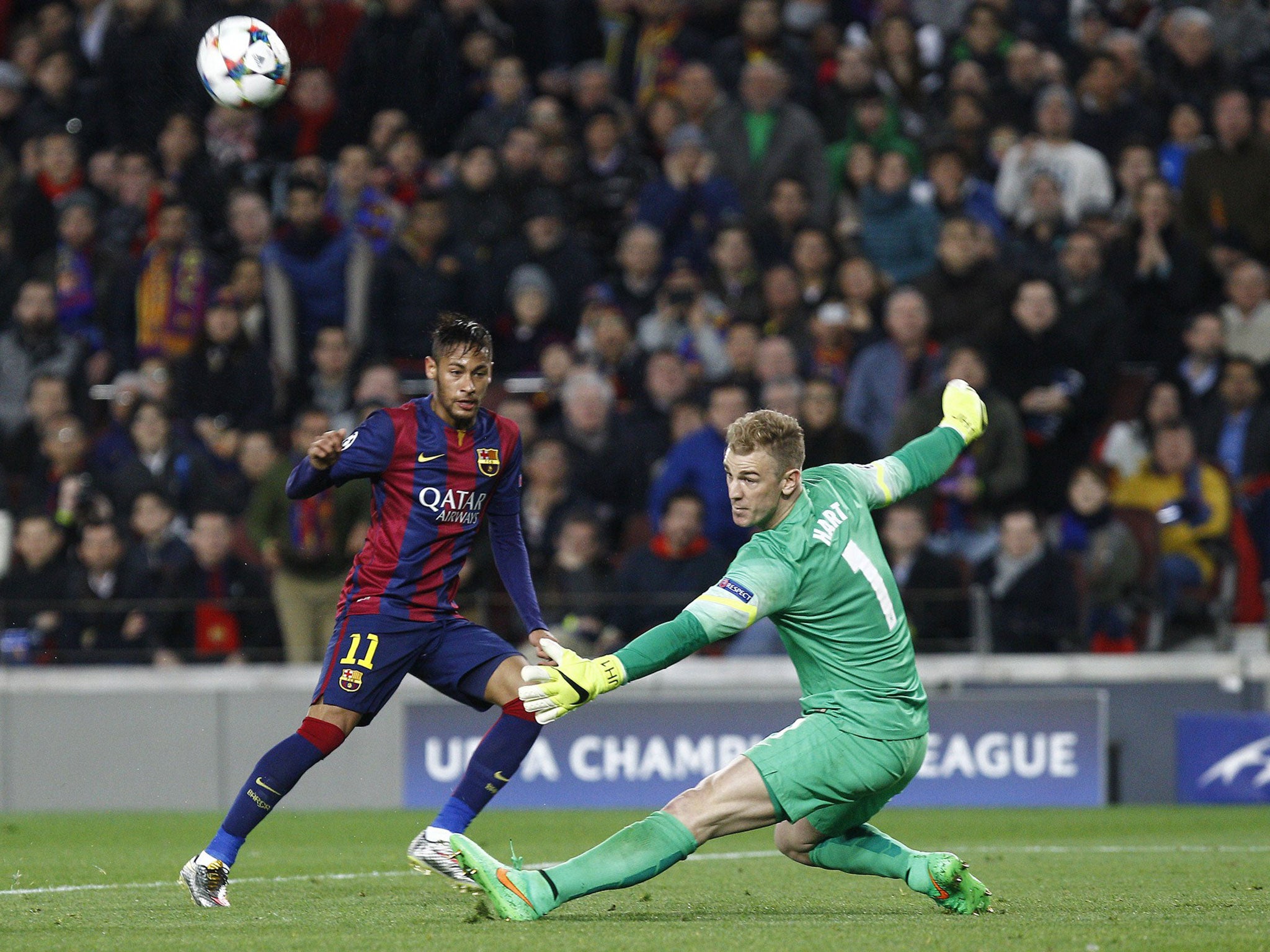 Joe Hart saves from Neymar