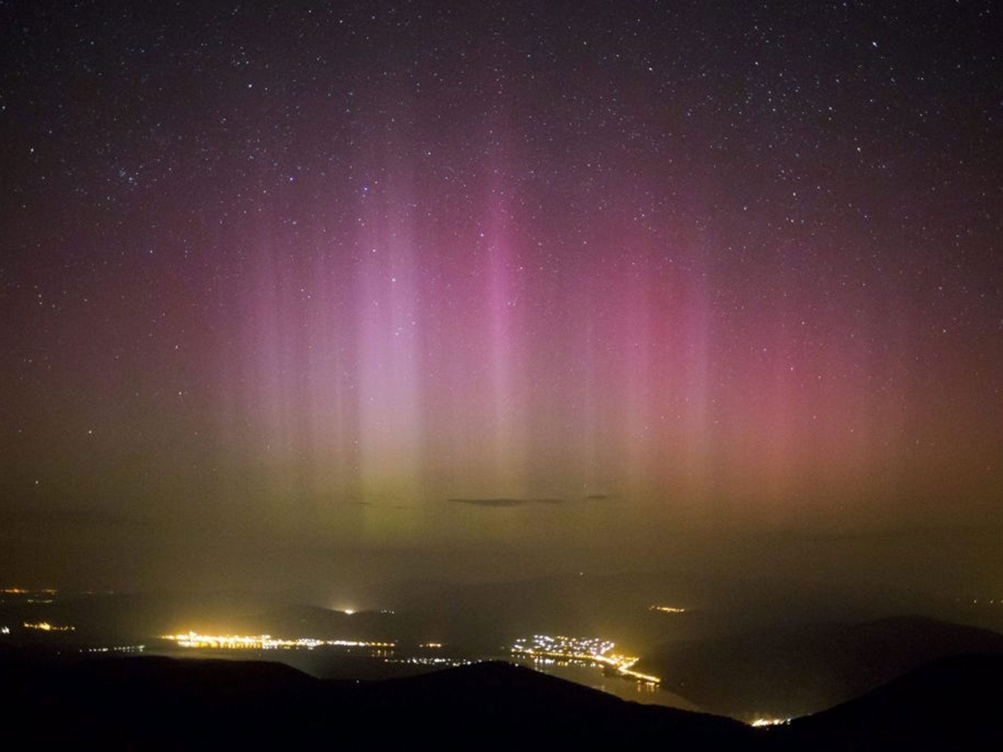 The Northern Lights above Pilisszentkereszt, 26 kms north of Budapest, Hungary on 18 March. (Image: EPA/BALAZS MOHAI HUNGARY OUT)