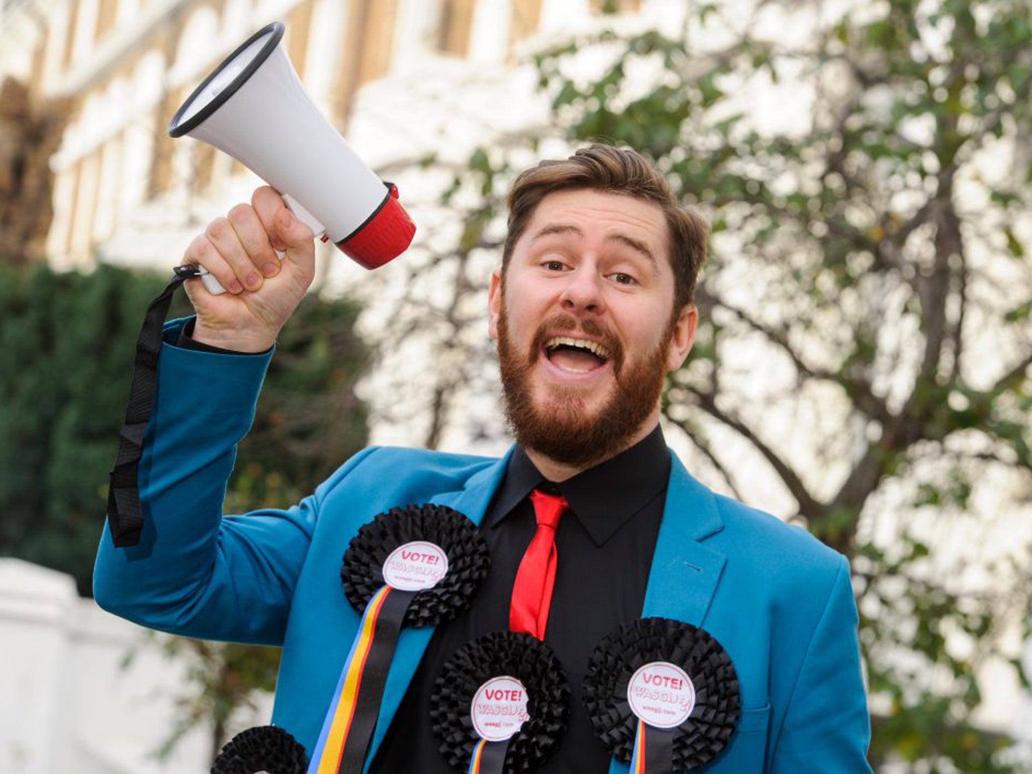 Standing to give “piece a chance”, comedian Dave Wasgij has been captured by the jigsaw lobby and is promising free puzzles for OAPs