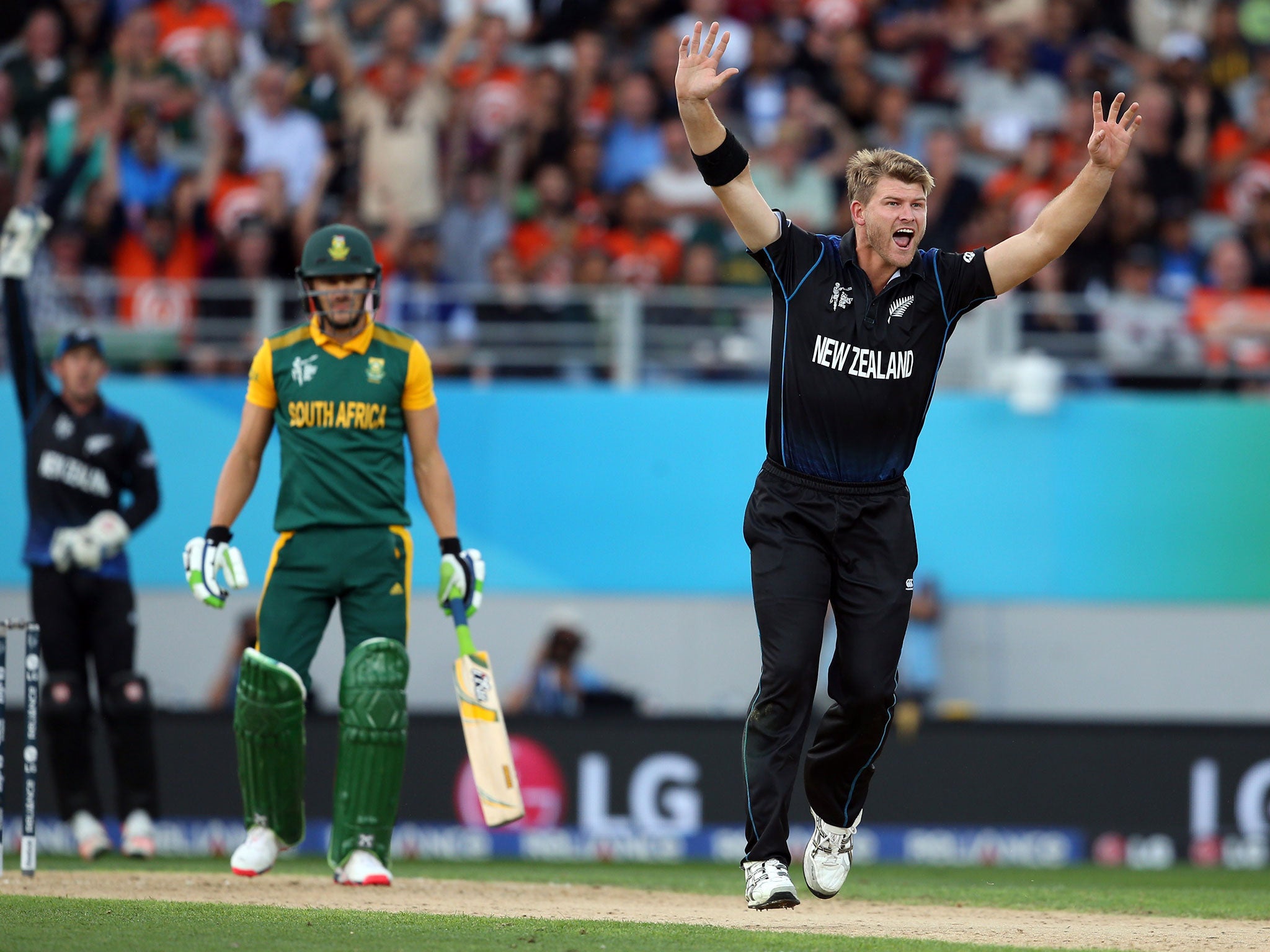 Corey Anderson took three wickets including that of du Plessis