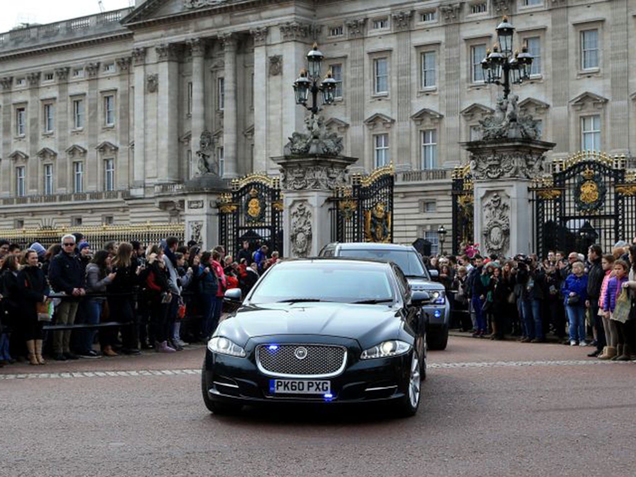 David Cameron leaves Buckingham Palace on Monday after informing the Queen that Parliament was ready to dissolve