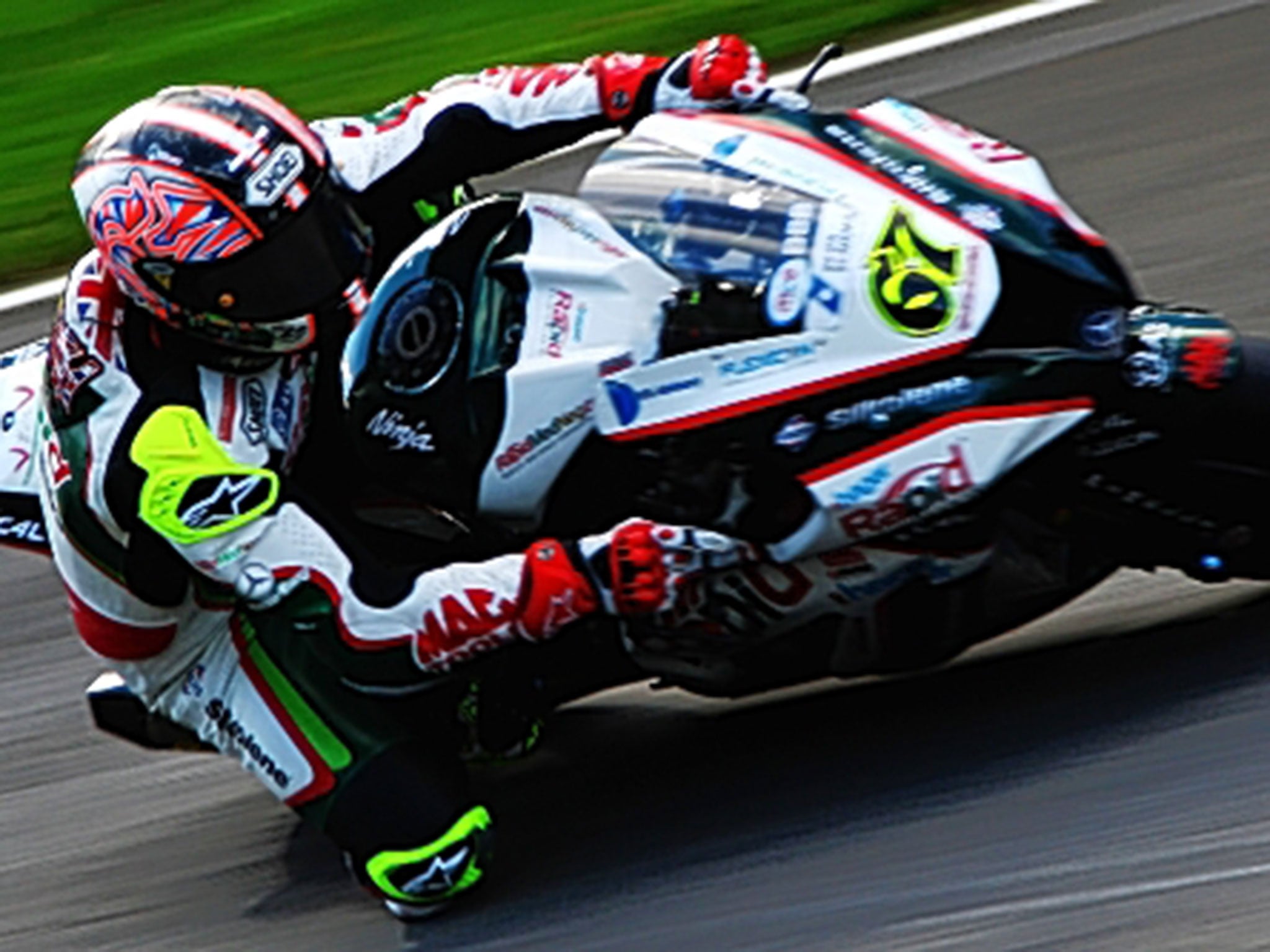 Shane Byrne on his way to winning at Brands Hatch last year