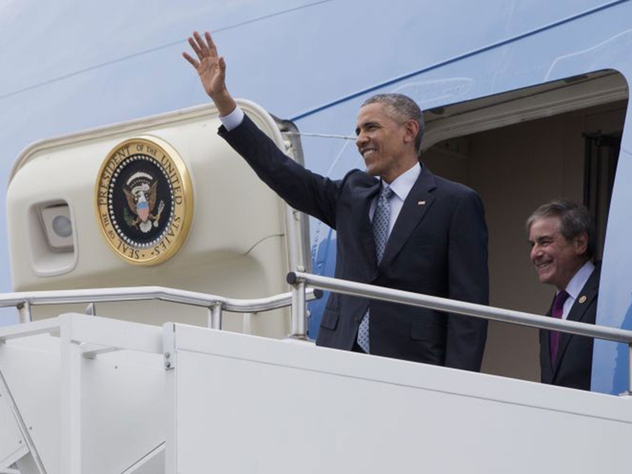 President Barack Obama arrives on Air Force One at Louisville International Airport, in Louisville, on Thursday