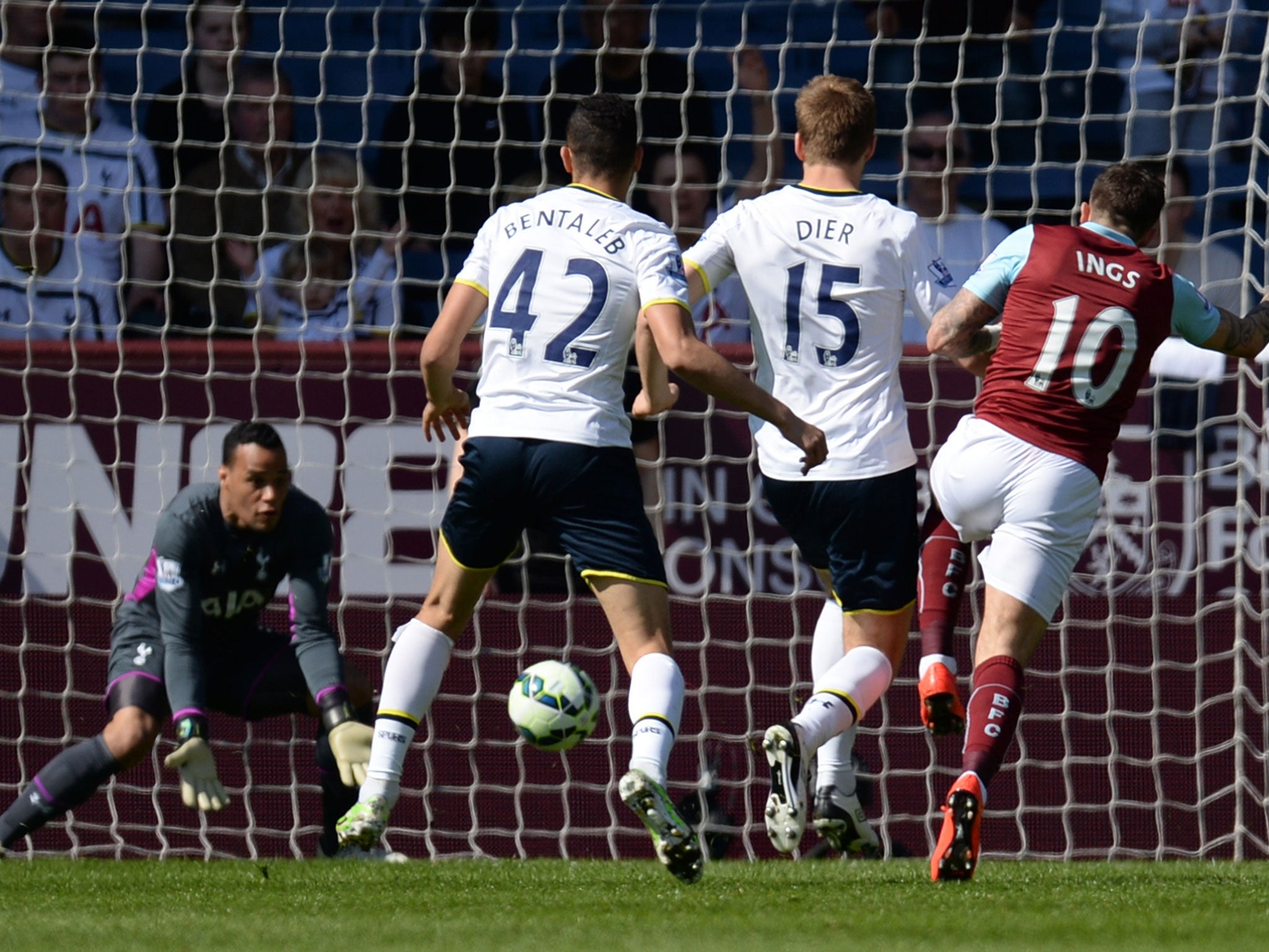 Danny Ings hits the ball straight at Michel Vorm