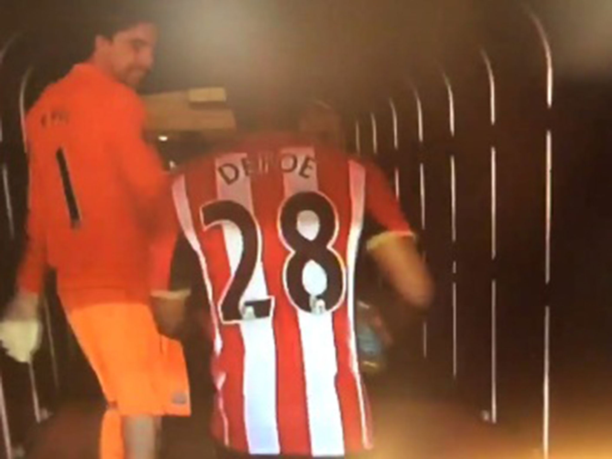 Tim Krul congratulates Jermain Defoe