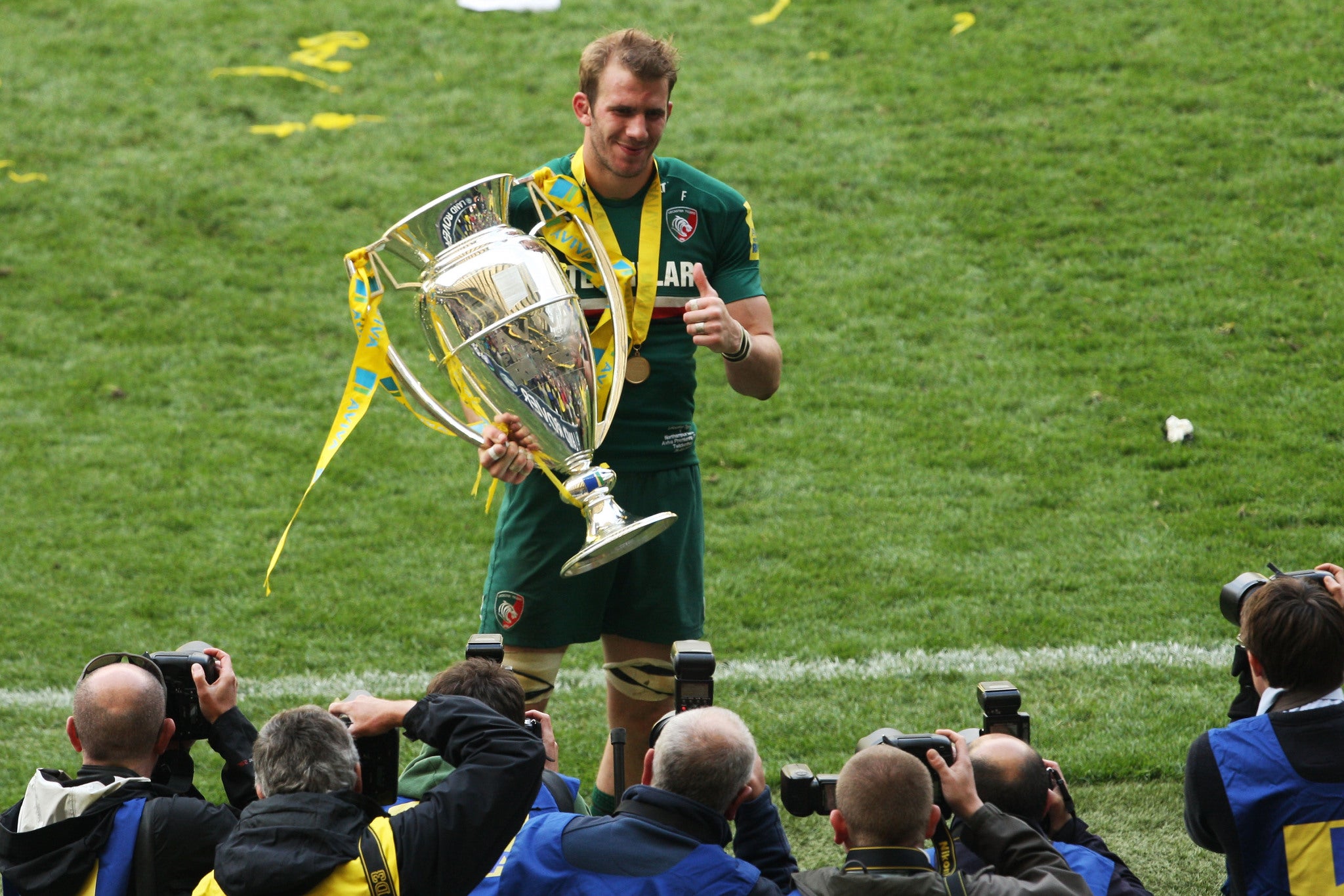 Tom Croft is set to remain a Leicester Tigers player