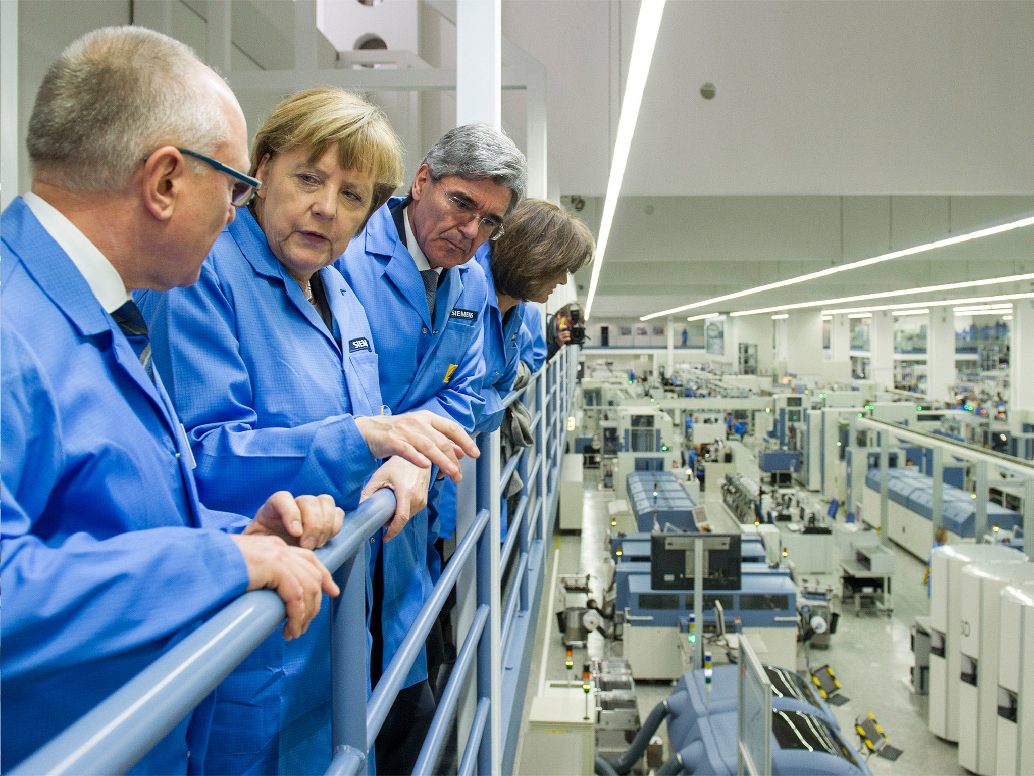 Angela Merkel visits Siemens in Amberg