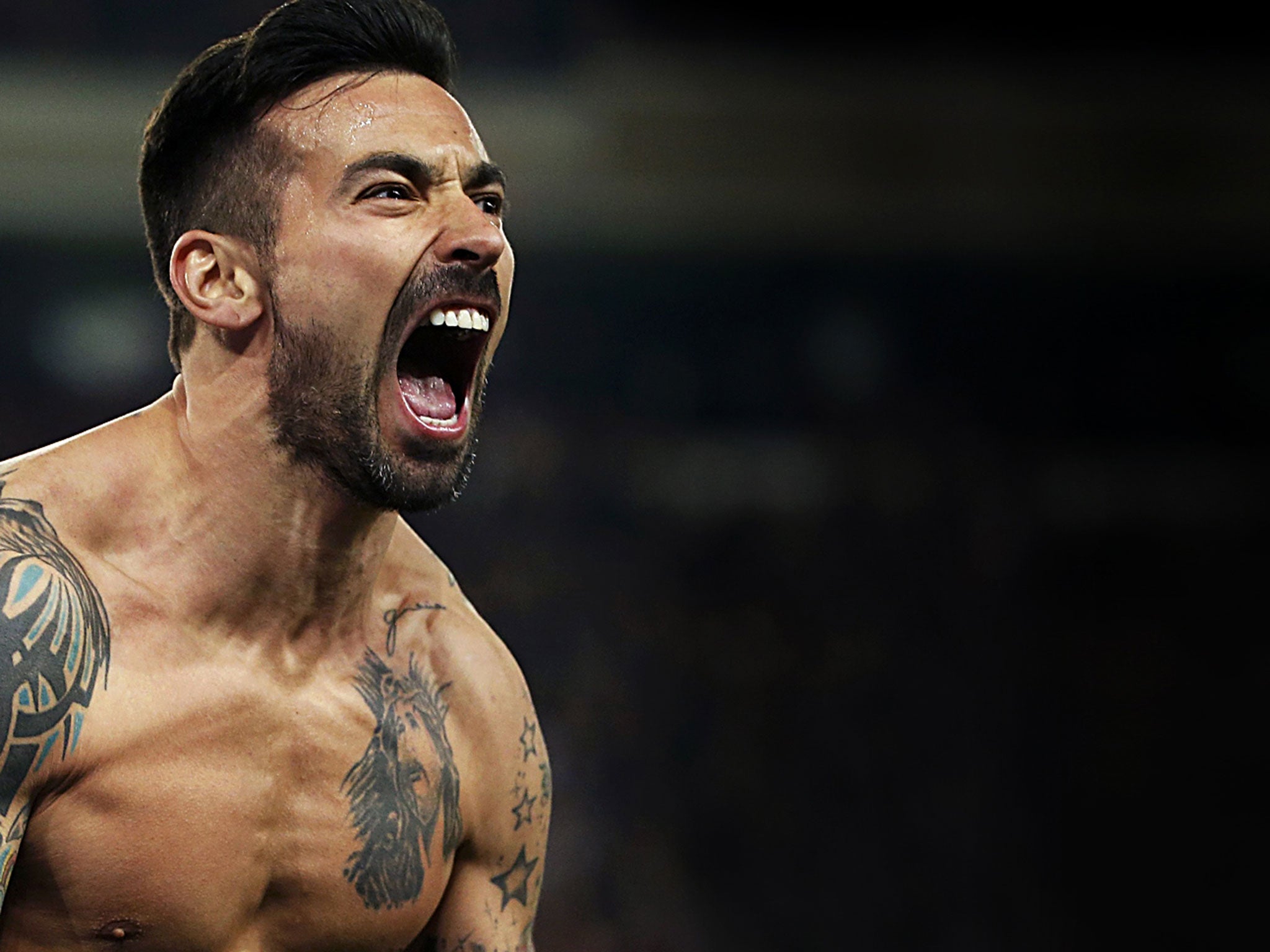 PSG winger Ezequiel Lavezzi