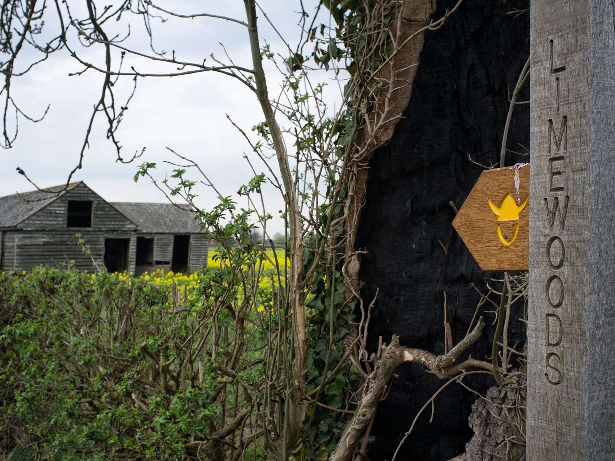 The Viking Way in Lincolnshire points the way to Limewoods in Lincolnshire