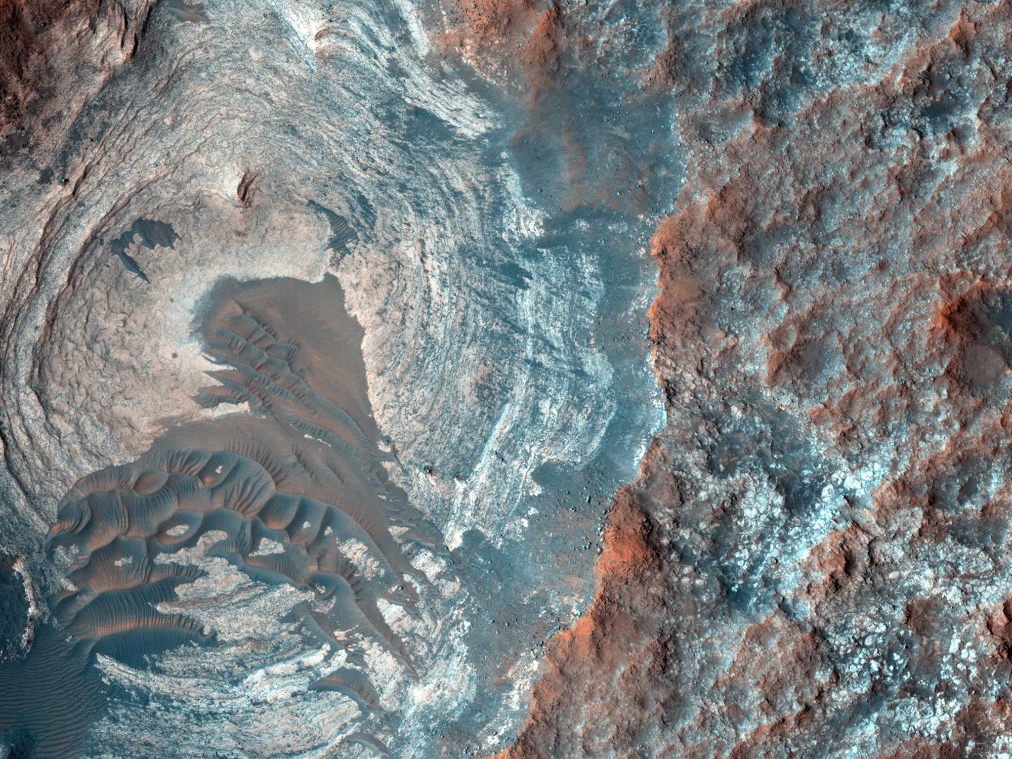 The study suggested that there was once a large lake filling the Gale crater in which the ‘Curiosity’ rover is exploring