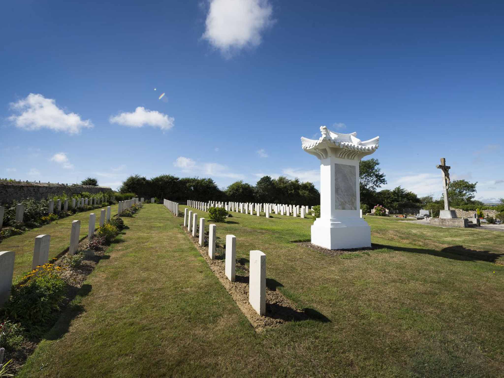 Set in stone: Chinese cemetery