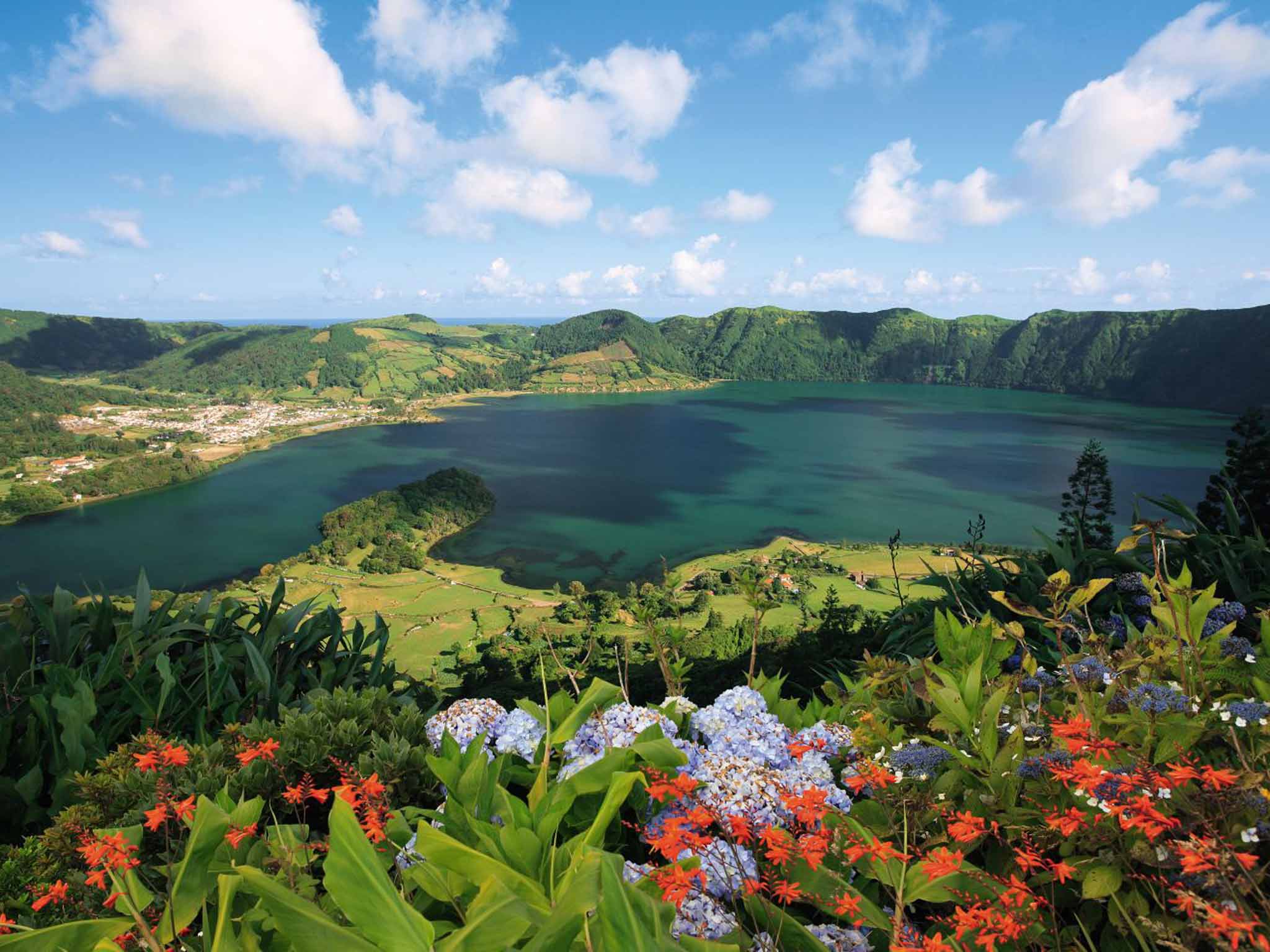 Blue lagoon: Sete Cidades