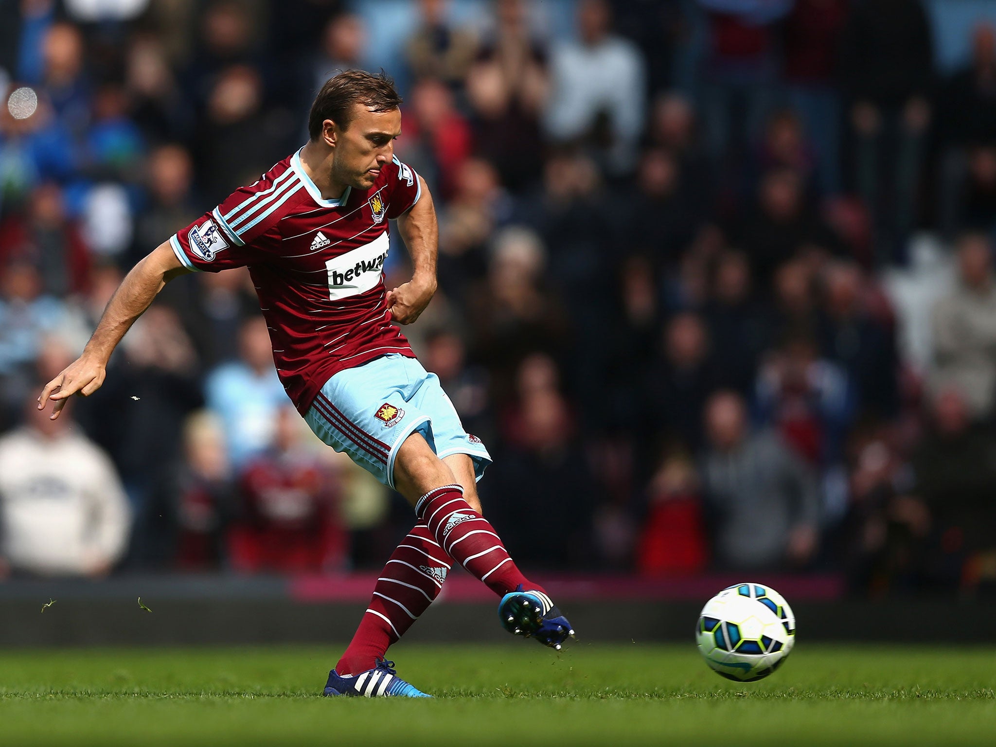 Mark Noble converts his match-winning penalty