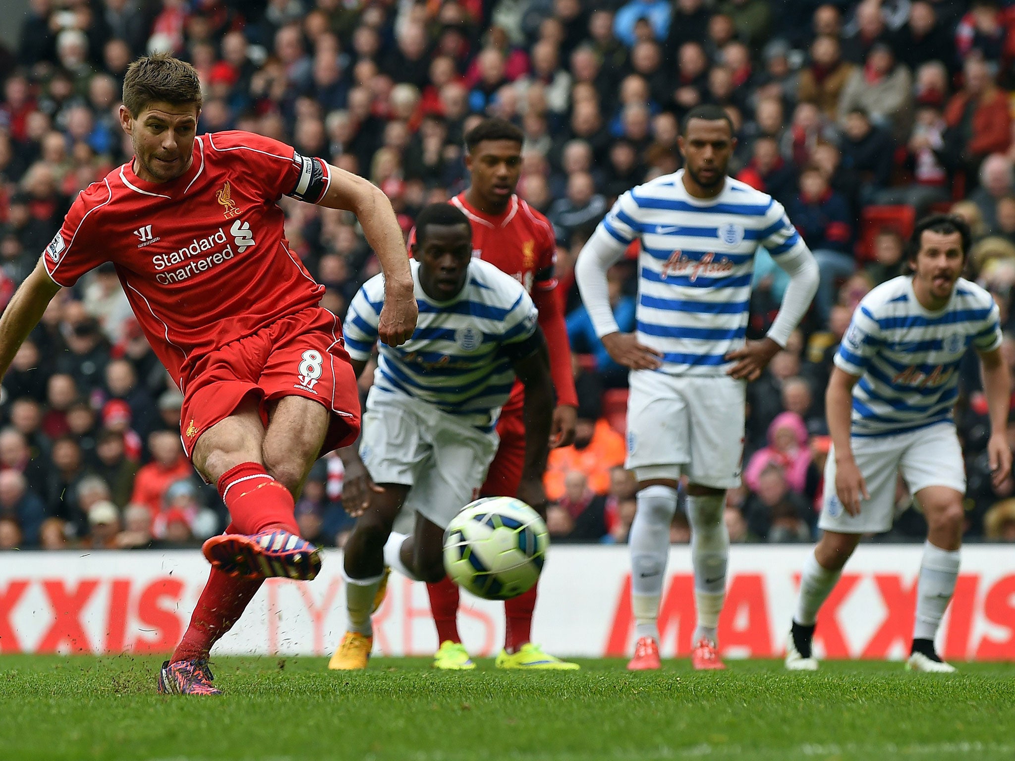 Steven Gerrard saw his penalty effort saved by Robert Green