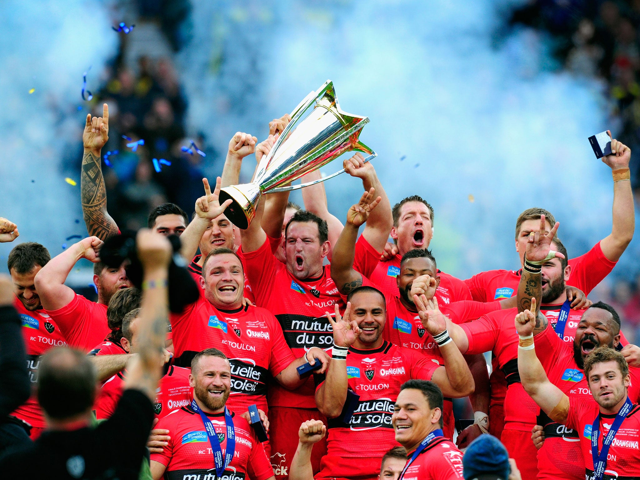 Carl Hayman lifts the European Champions Cup