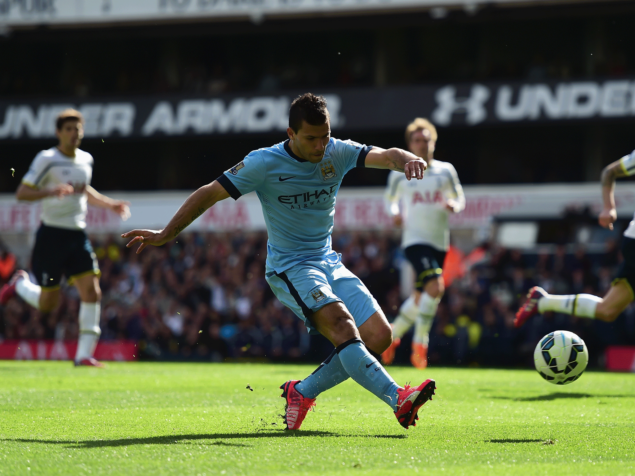 Sergio Aguero puts City ahead at WHite Hart Lane